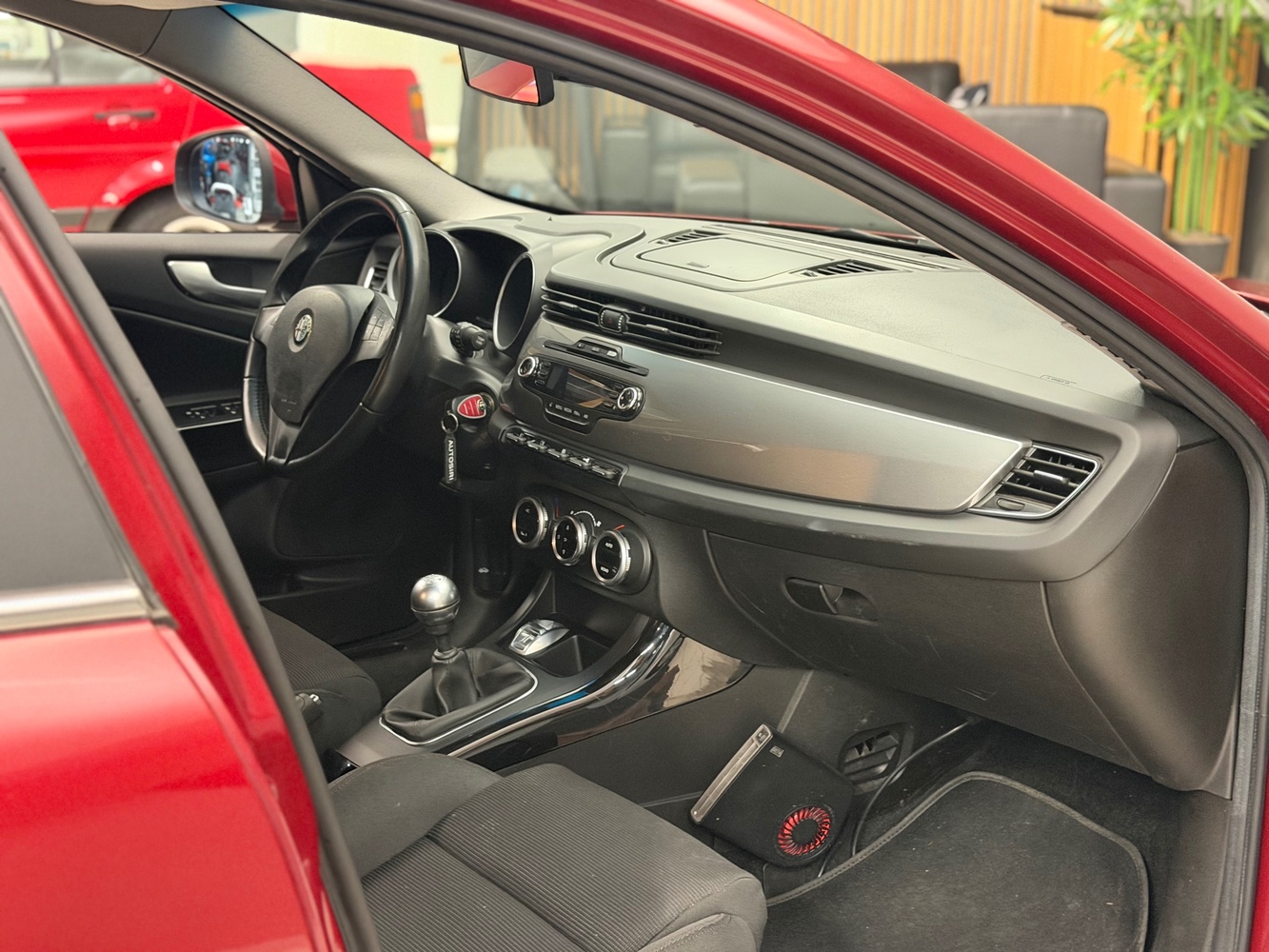 Alfa Romeo Giulietta vaihtoauto