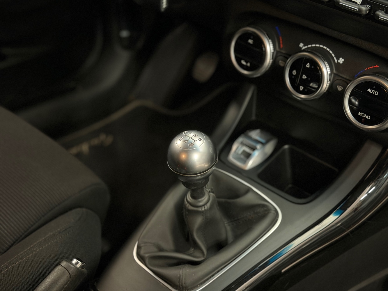 Alfa Romeo Giulietta vaihtoauto