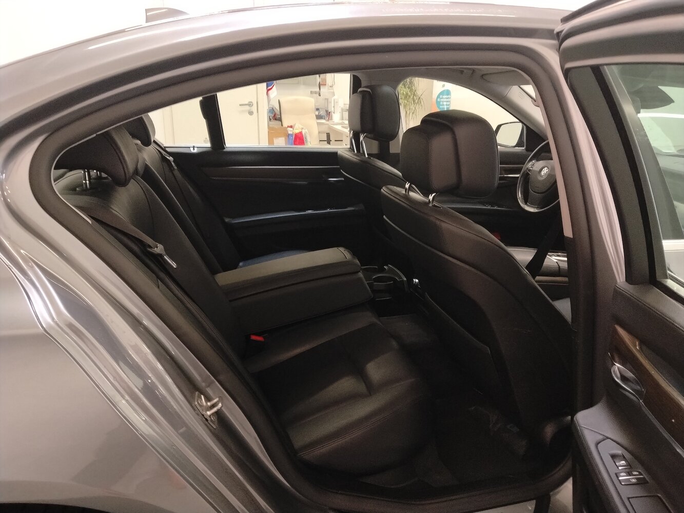 BMW 730 vaihtoauto