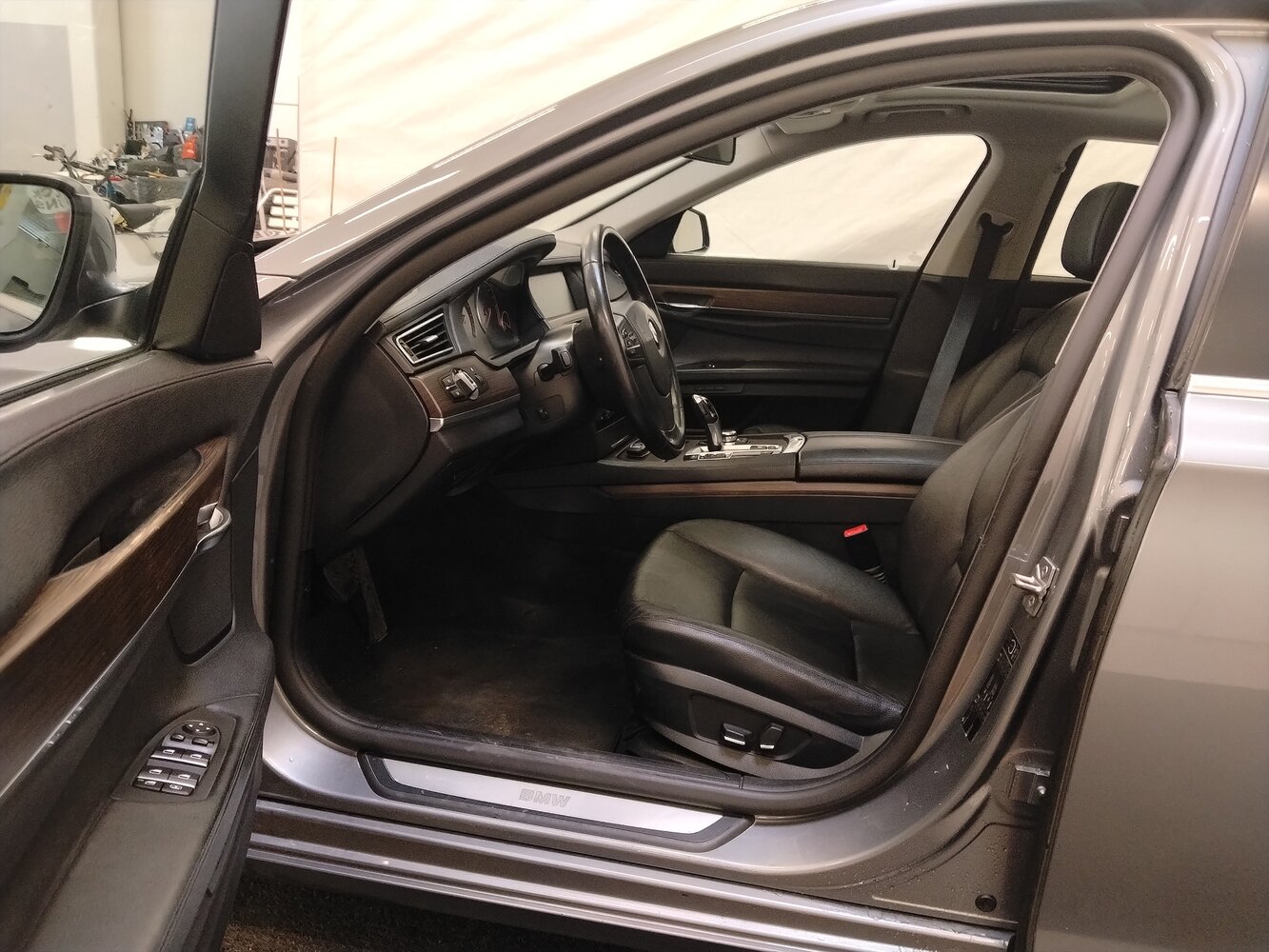 BMW 730 vaihtoauto