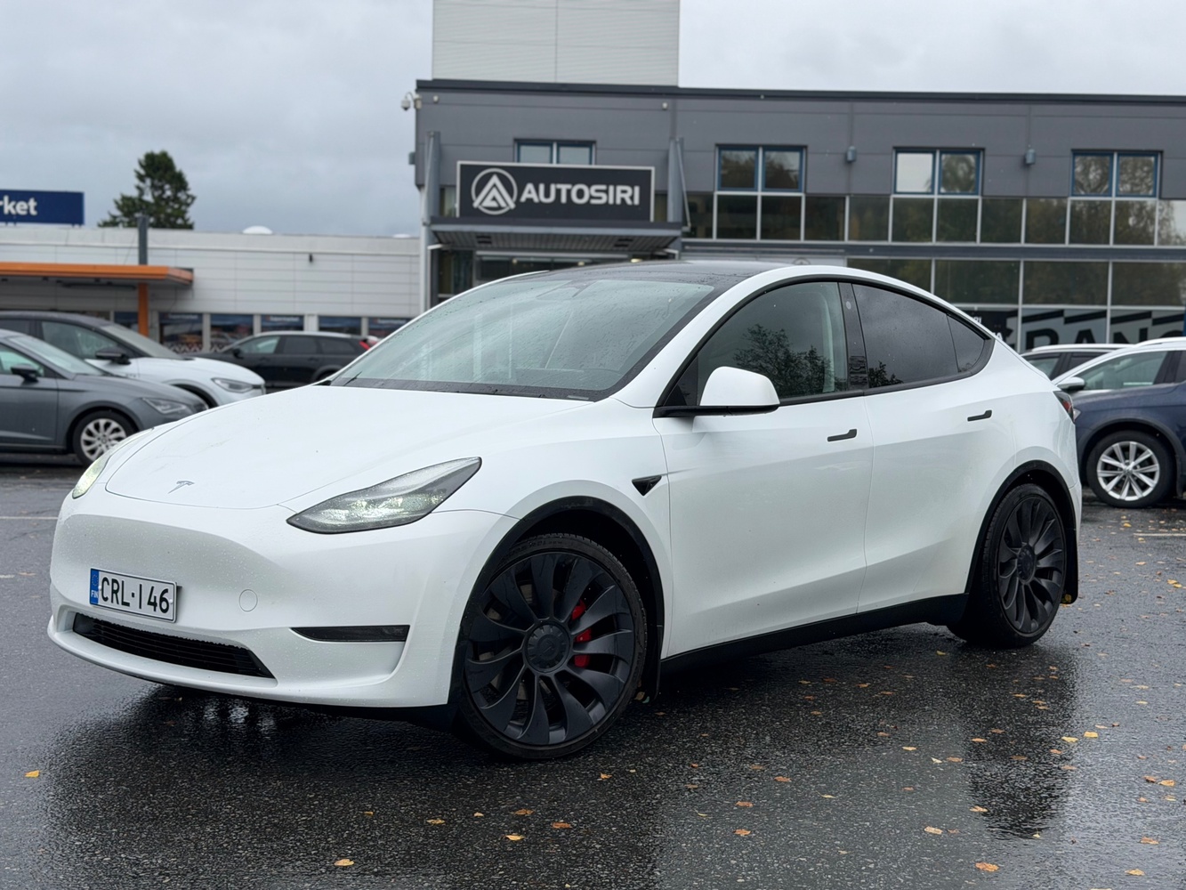 Tesla Model Y vaihtoauto