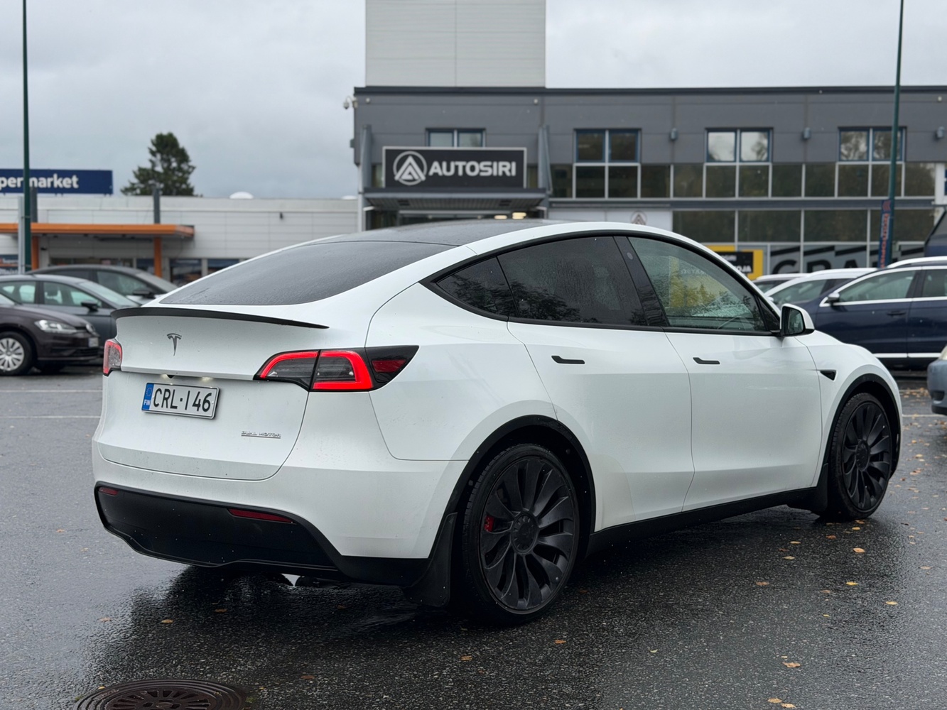 Tesla Model Y vaihtoauto