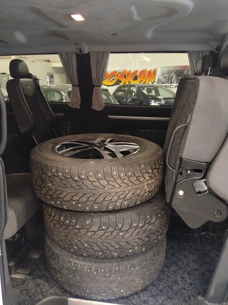 Volkswagen Transporter vaihtoauto