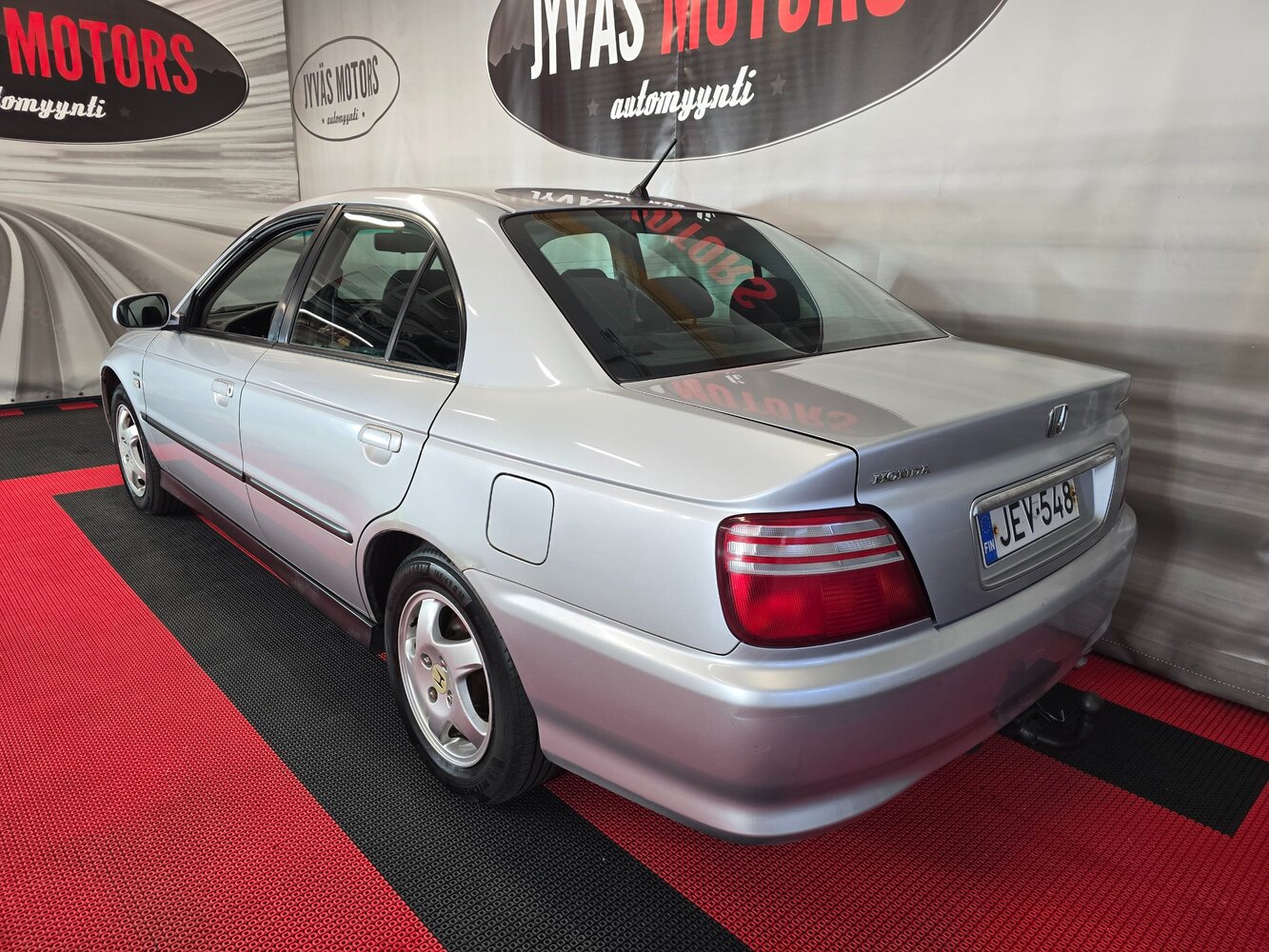 Honda Accord vaihtoauto