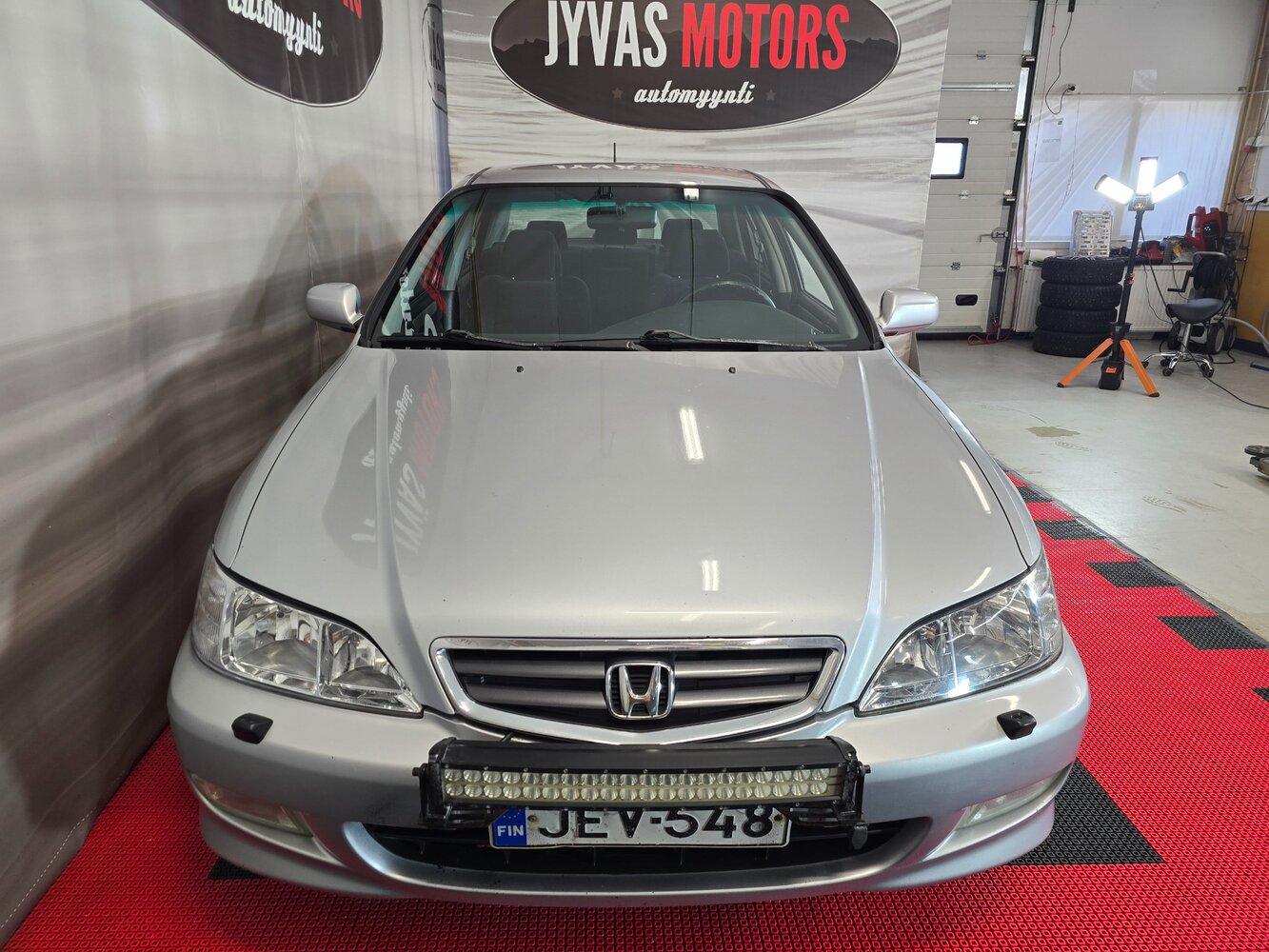 Honda Accord vaihtoauto