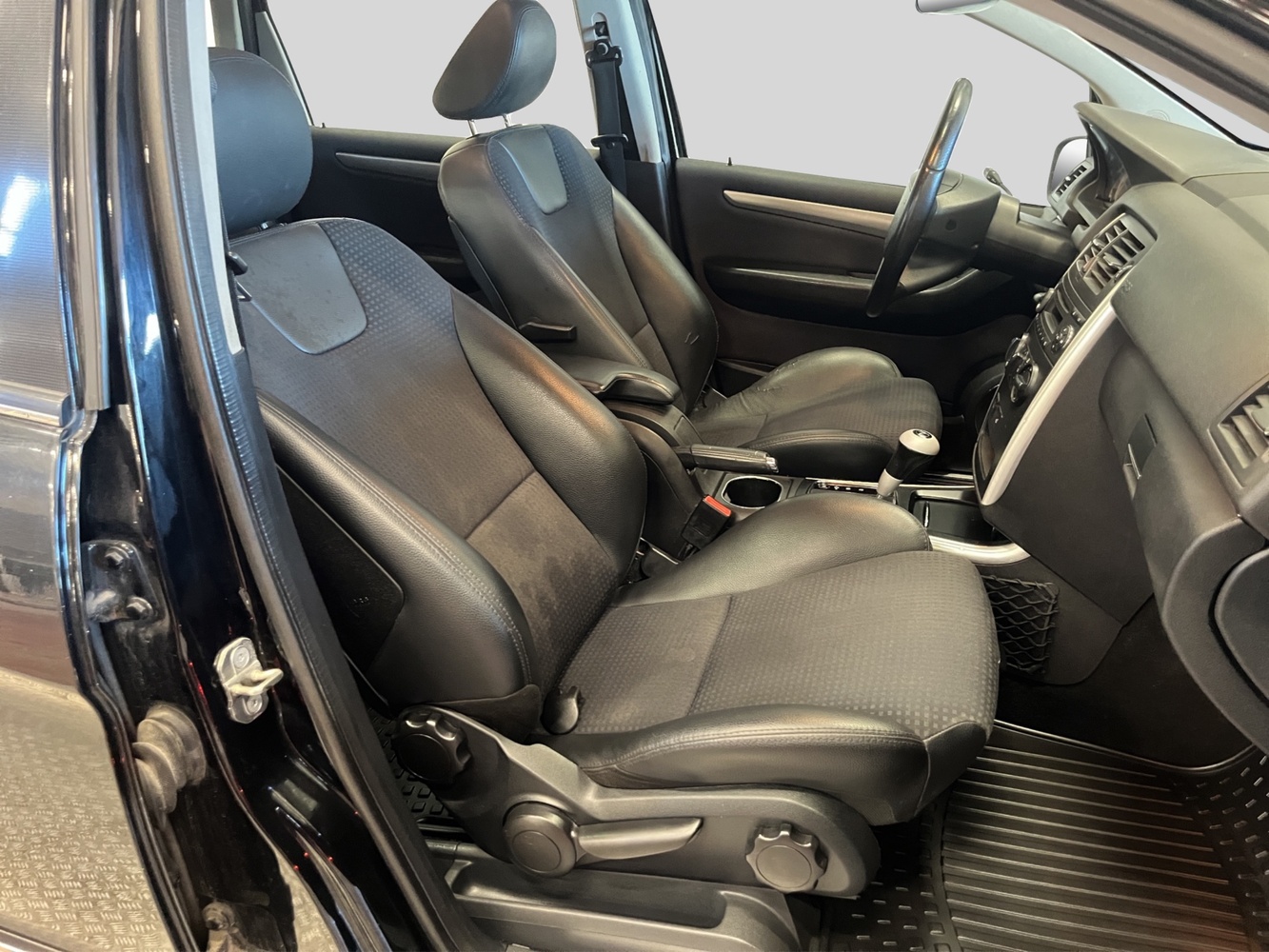 Mercedes-Benz B vaihtoauto