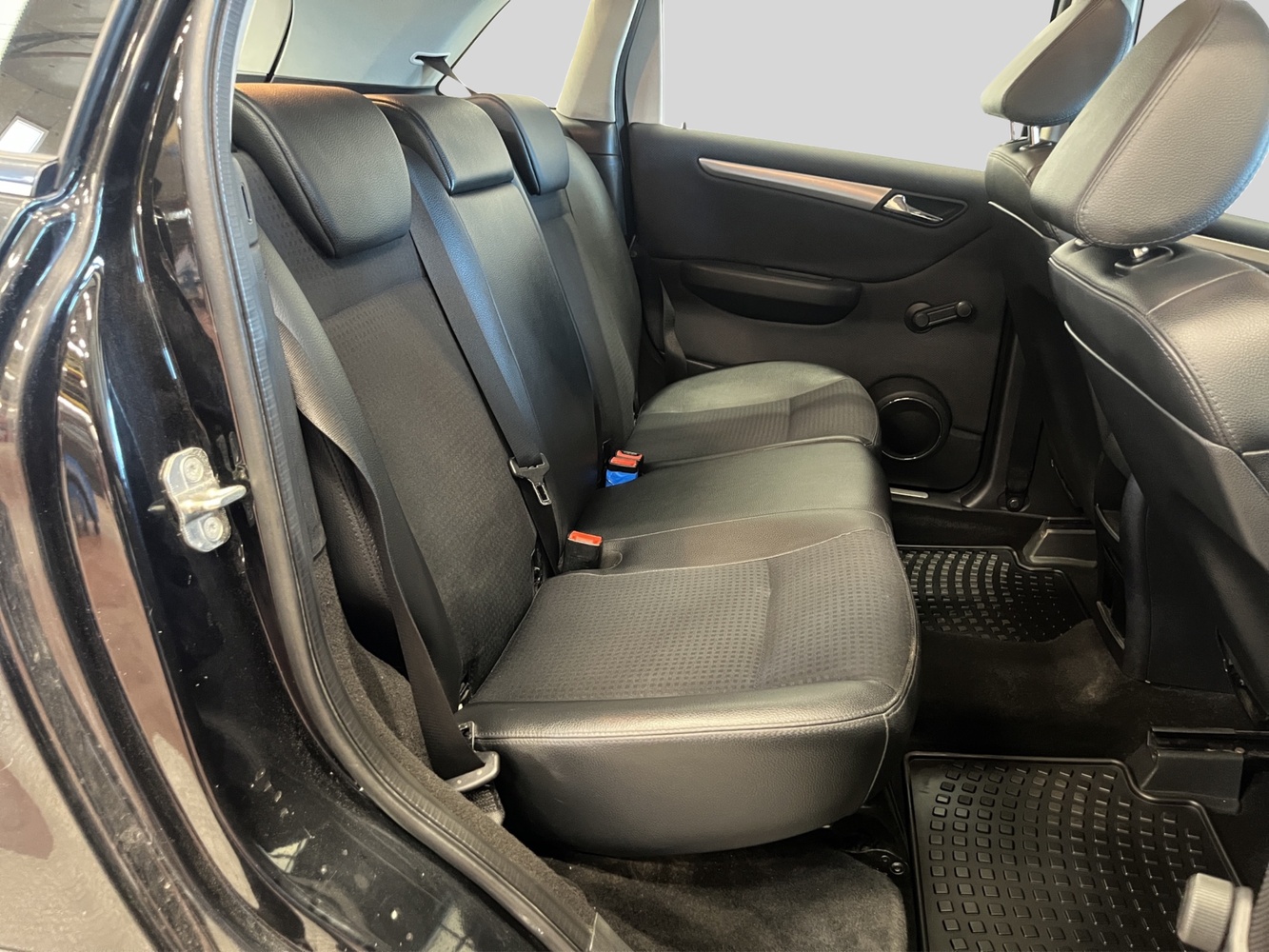 Mercedes-Benz B vaihtoauto