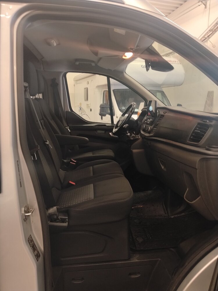 Ford Transit Custom vaihtoauto