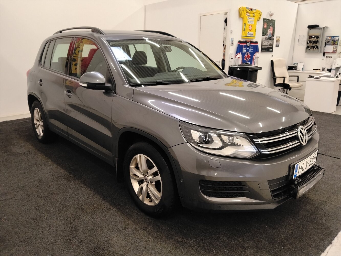 Volkswagen Tiguan vaihtoauto