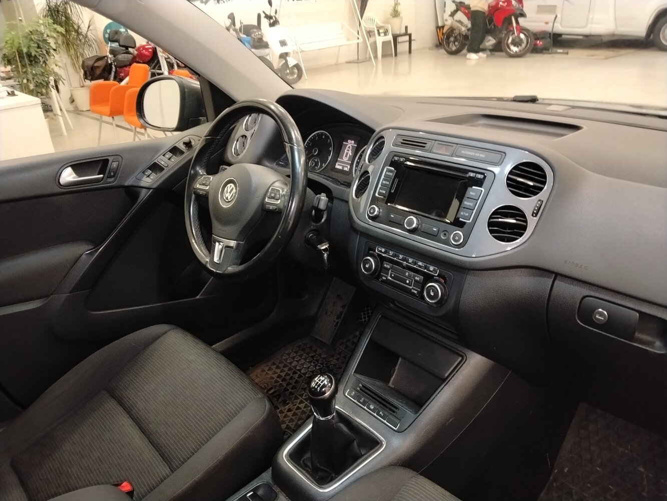 Volkswagen Tiguan vaihtoauto