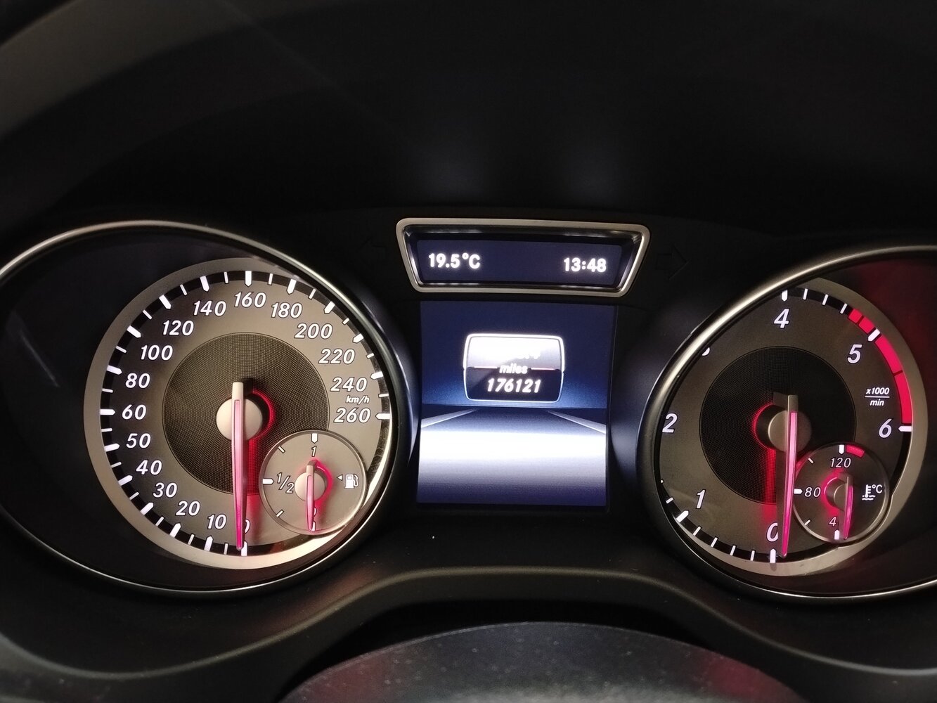 Mercedes-Benz CLA vaihtoauto