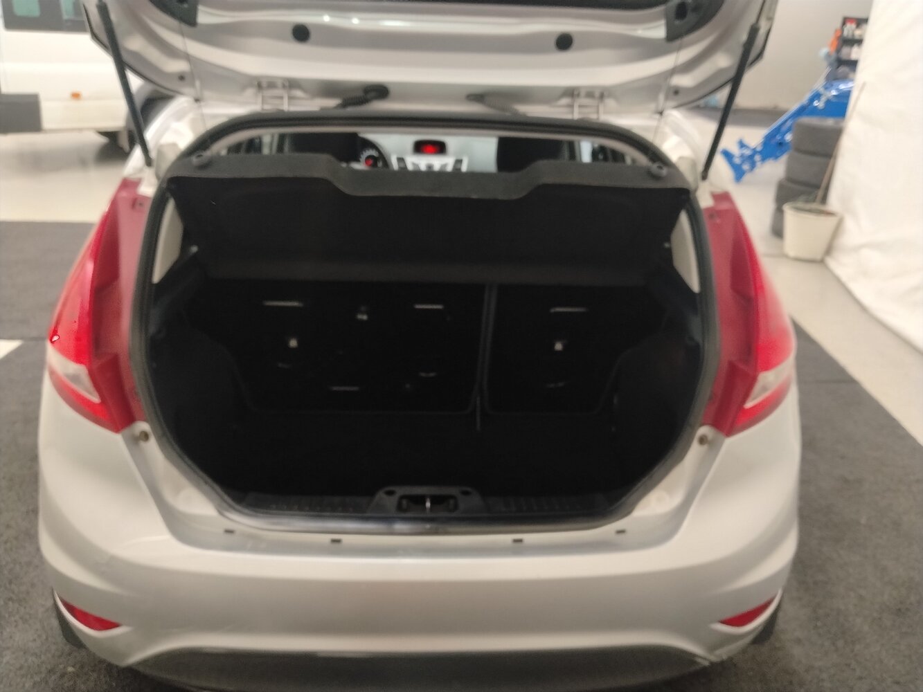 Ford Fiesta vaihtoauto