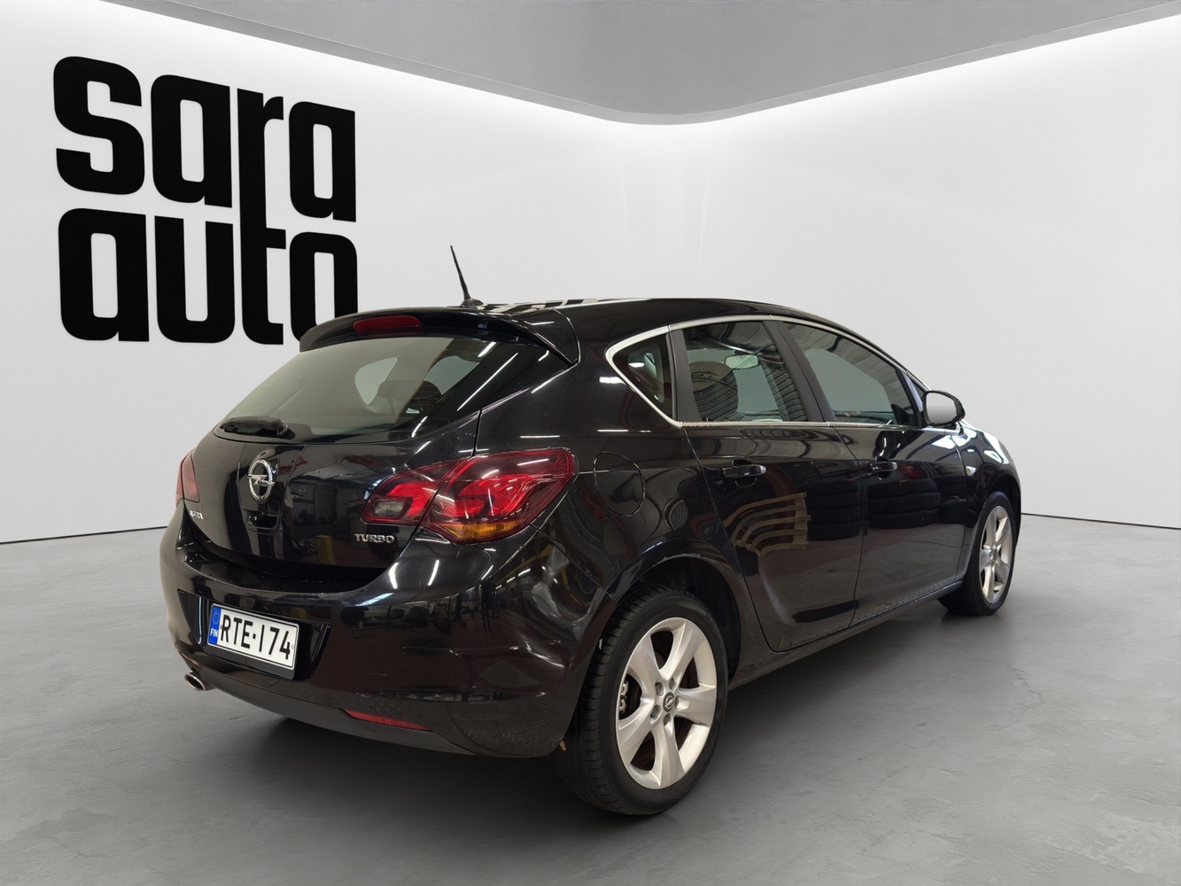 Opel Astra vaihtoauto
