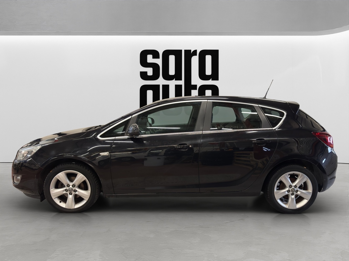 Opel Astra vaihtoauto