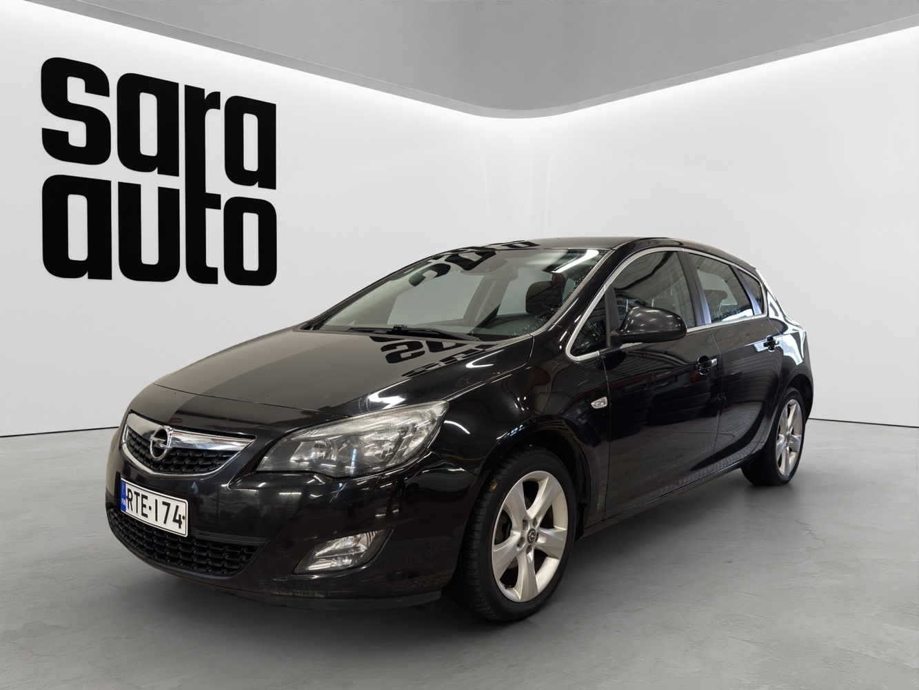Opel Astra vaihtoauto