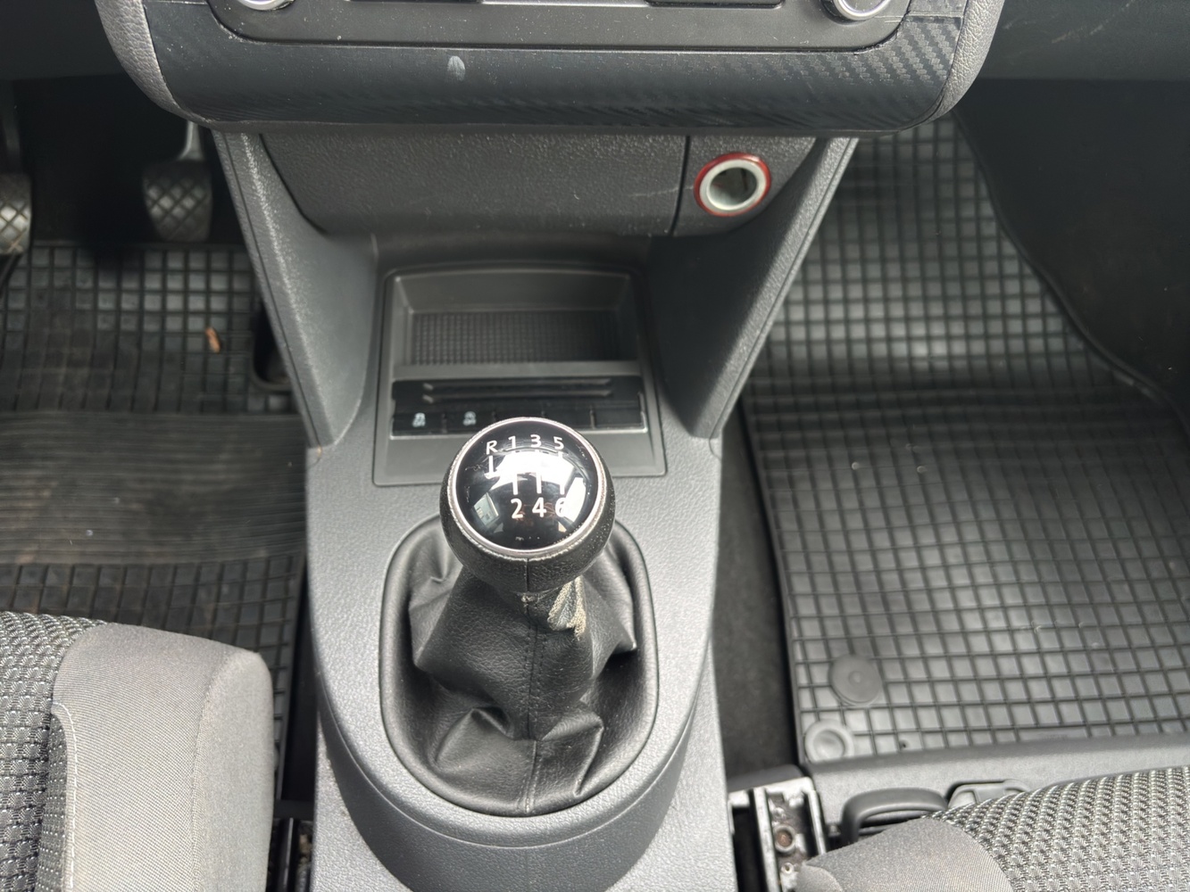 Volkswagen Touran vaihtoauto