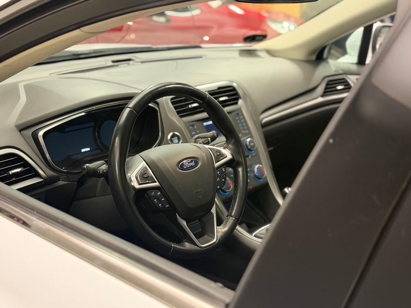 Ford Mondeo vaihtoauto