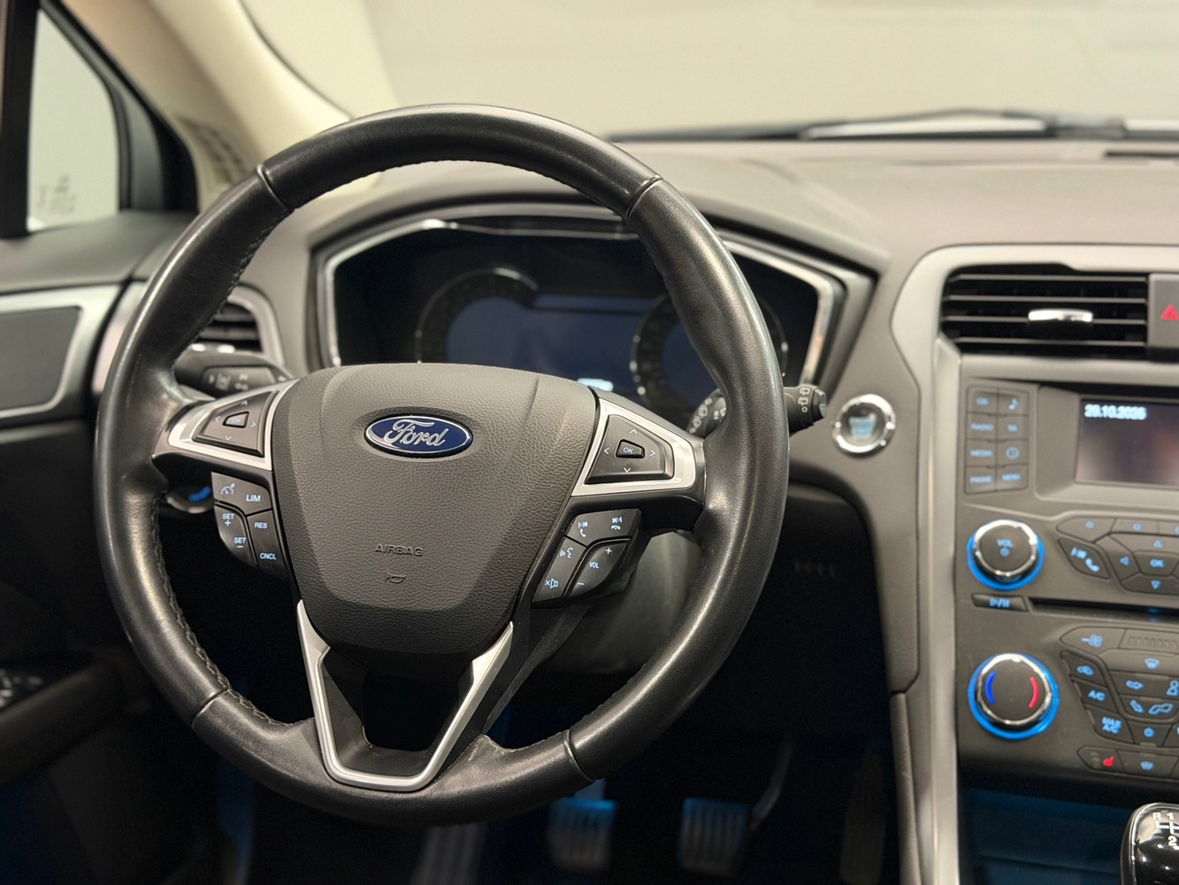 Ford Mondeo vaihtoauto