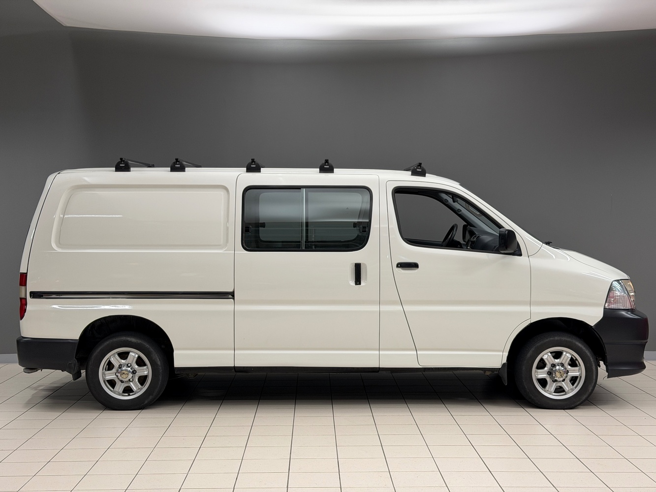 Toyota Hiace vaihtoauto