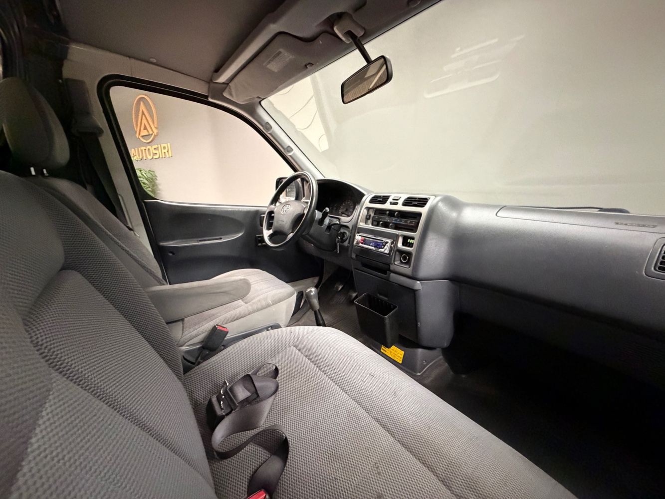 Toyota Hiace vaihtoauto