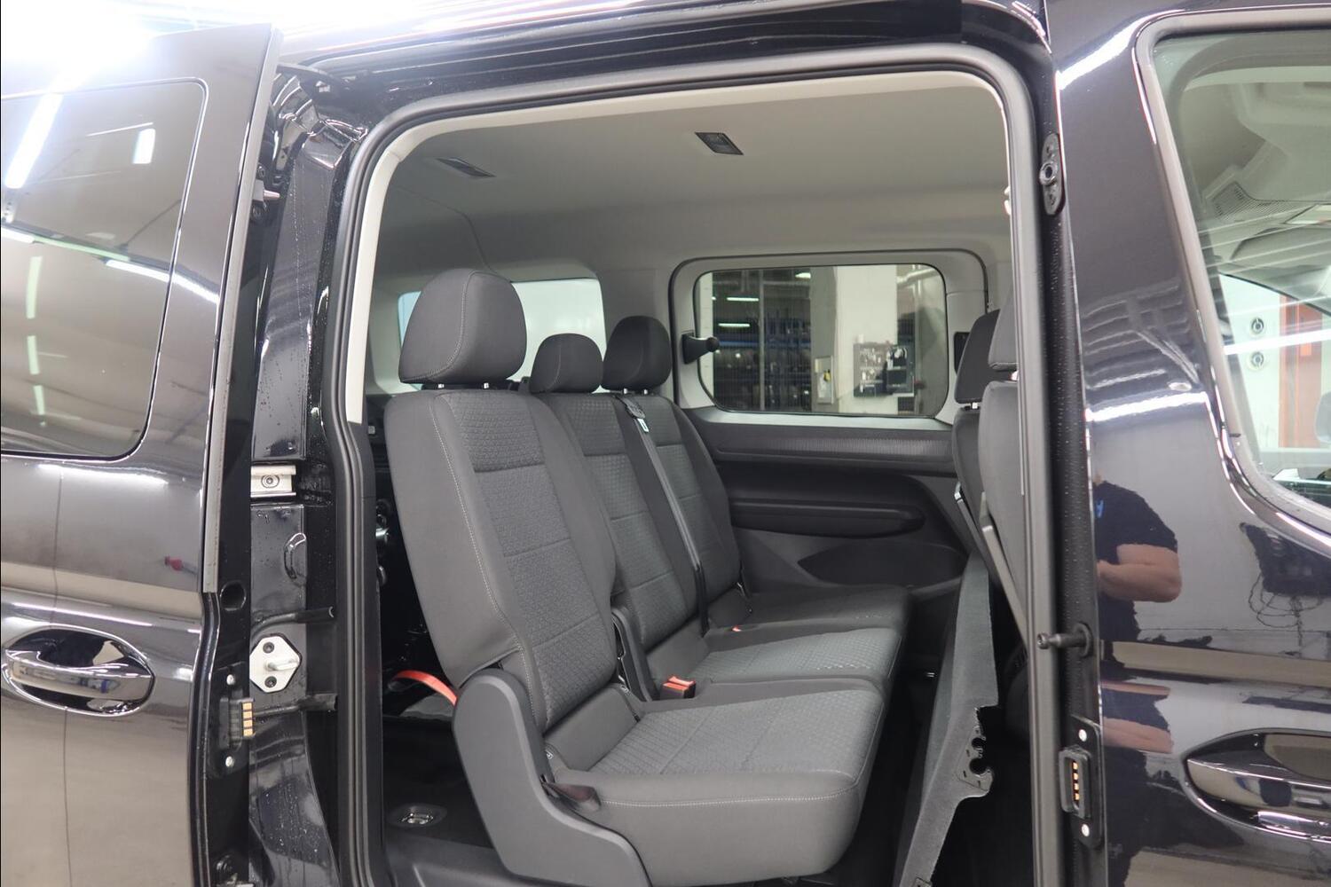 heti ajoon Ford Grand Tourneo Connect