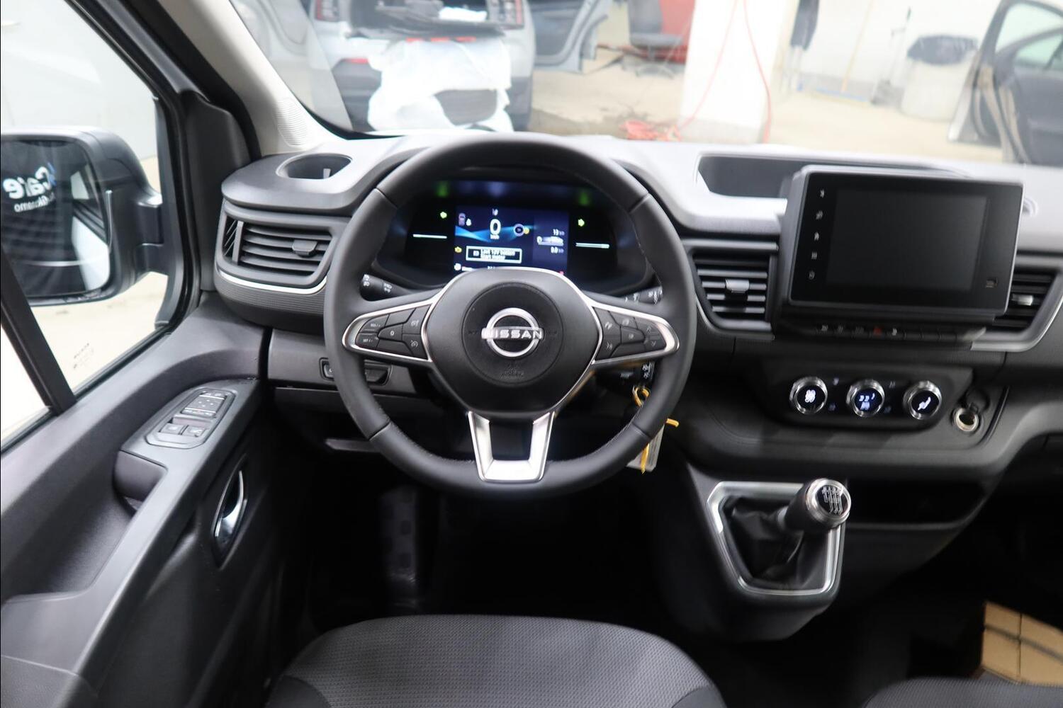 heti ajoon Nissan Primastar