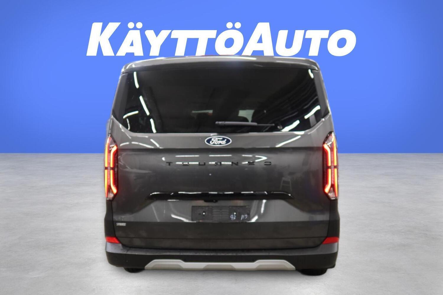 heti ajoon Ford Tourneo Custom