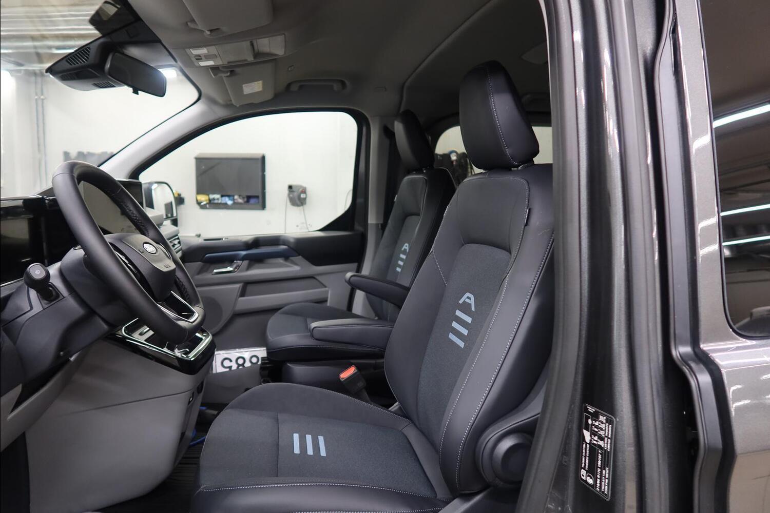 heti ajoon Ford Tourneo Custom