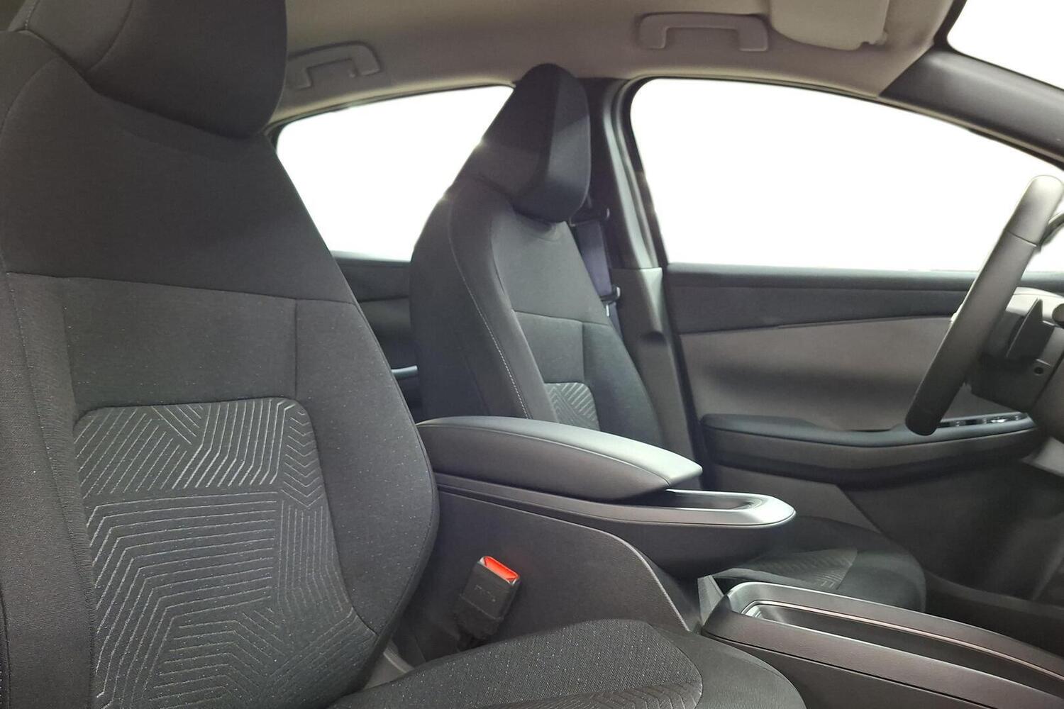heti ajoon Nissan Leaf