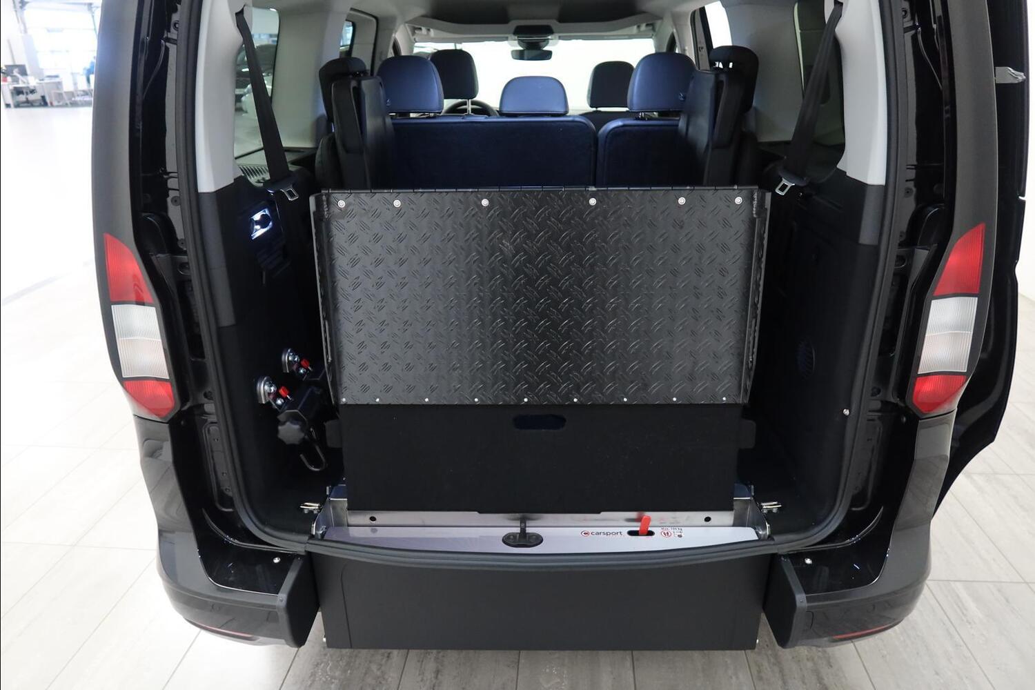 heti ajoon Ford Grand Tourneo Connect
