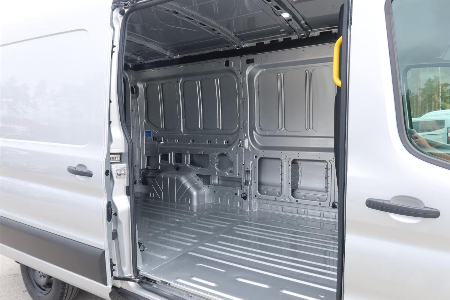 heti ajoon Ford Transit