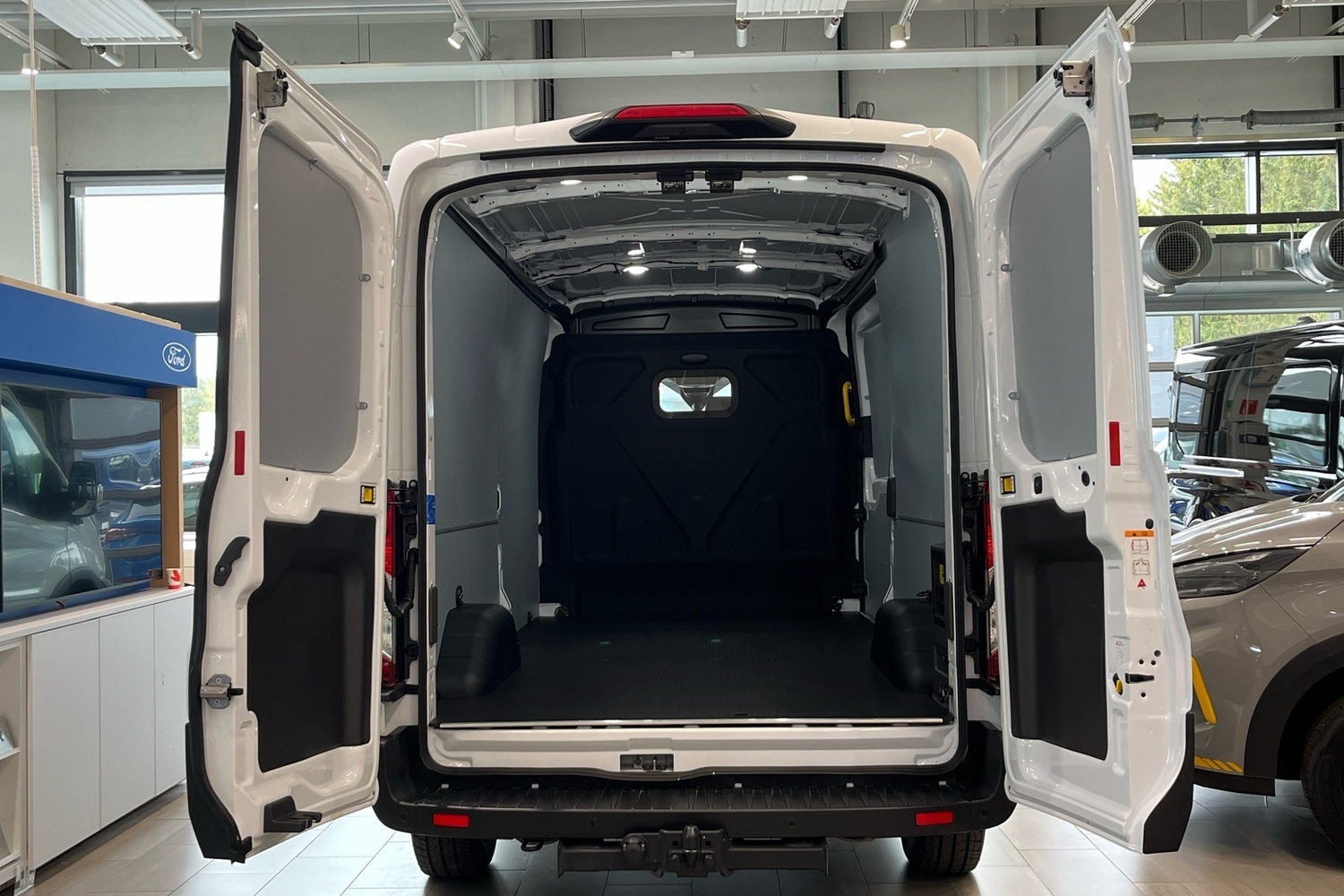 heti ajoon Ford Transit