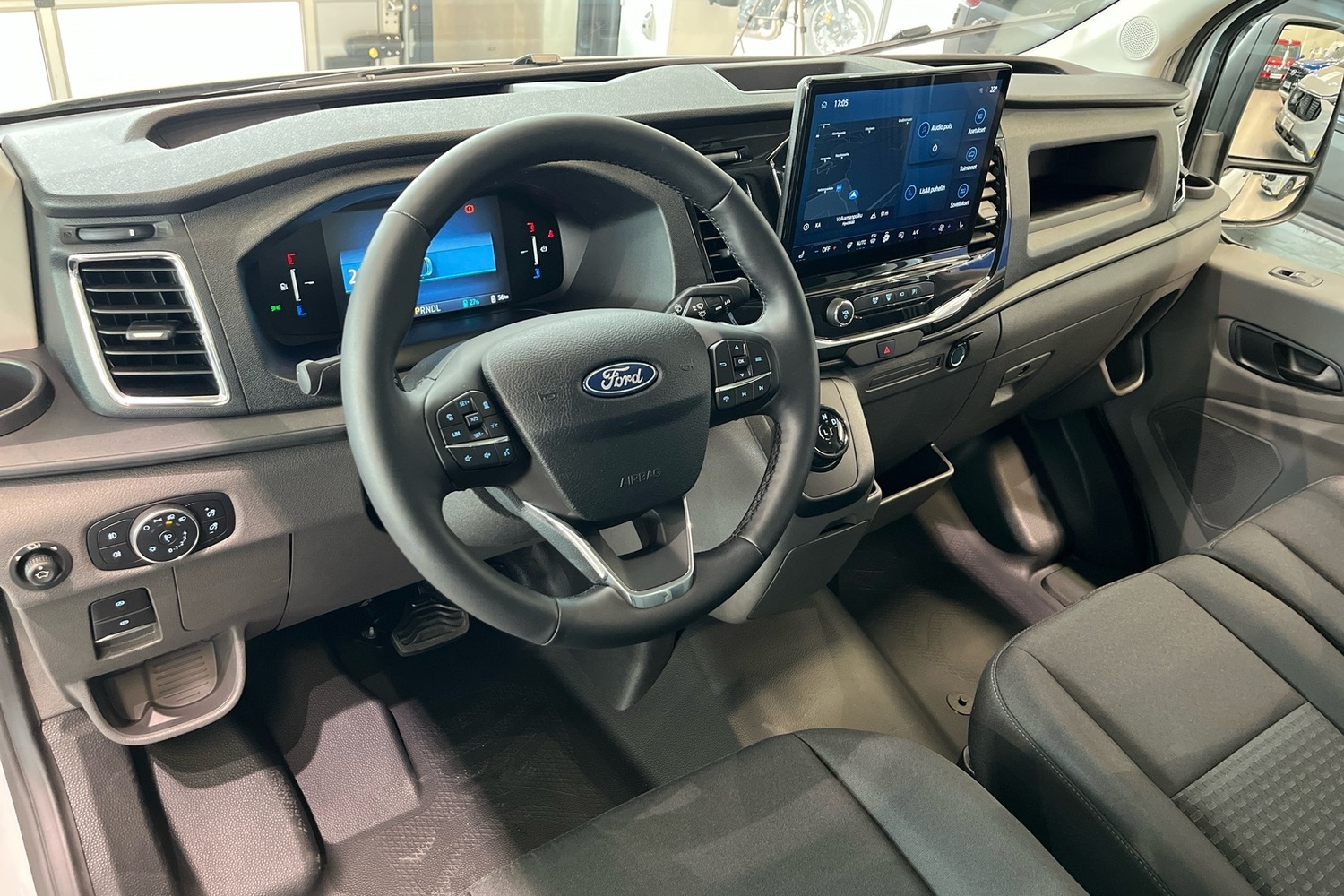 heti ajoon Ford Transit