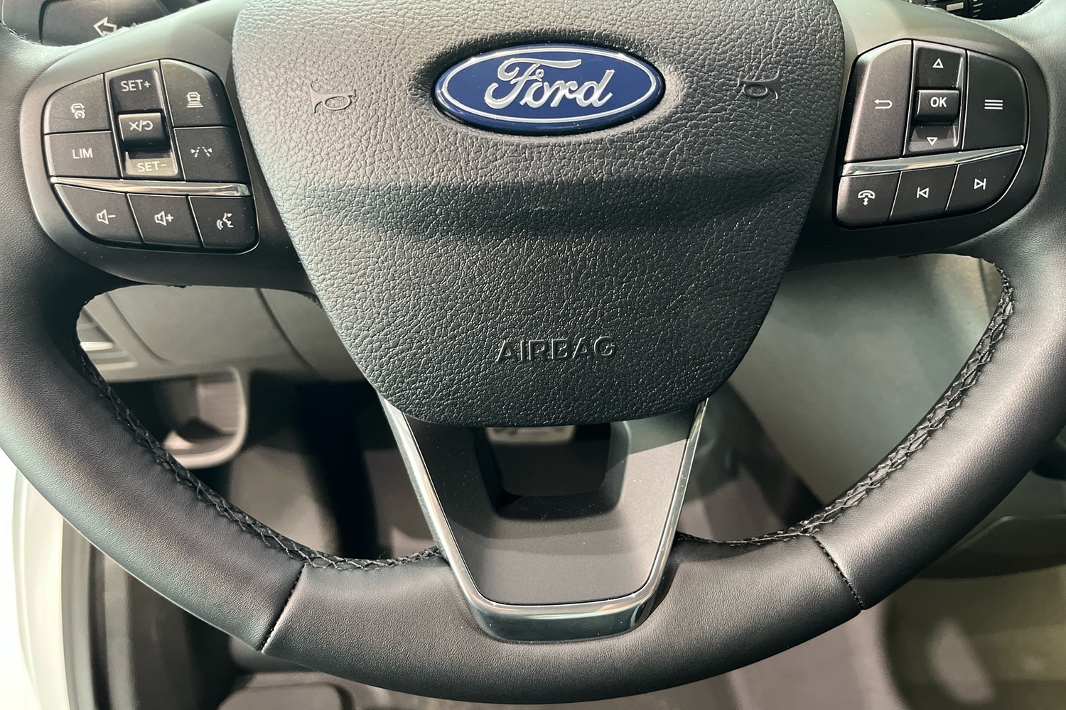 heti ajoon Ford Transit