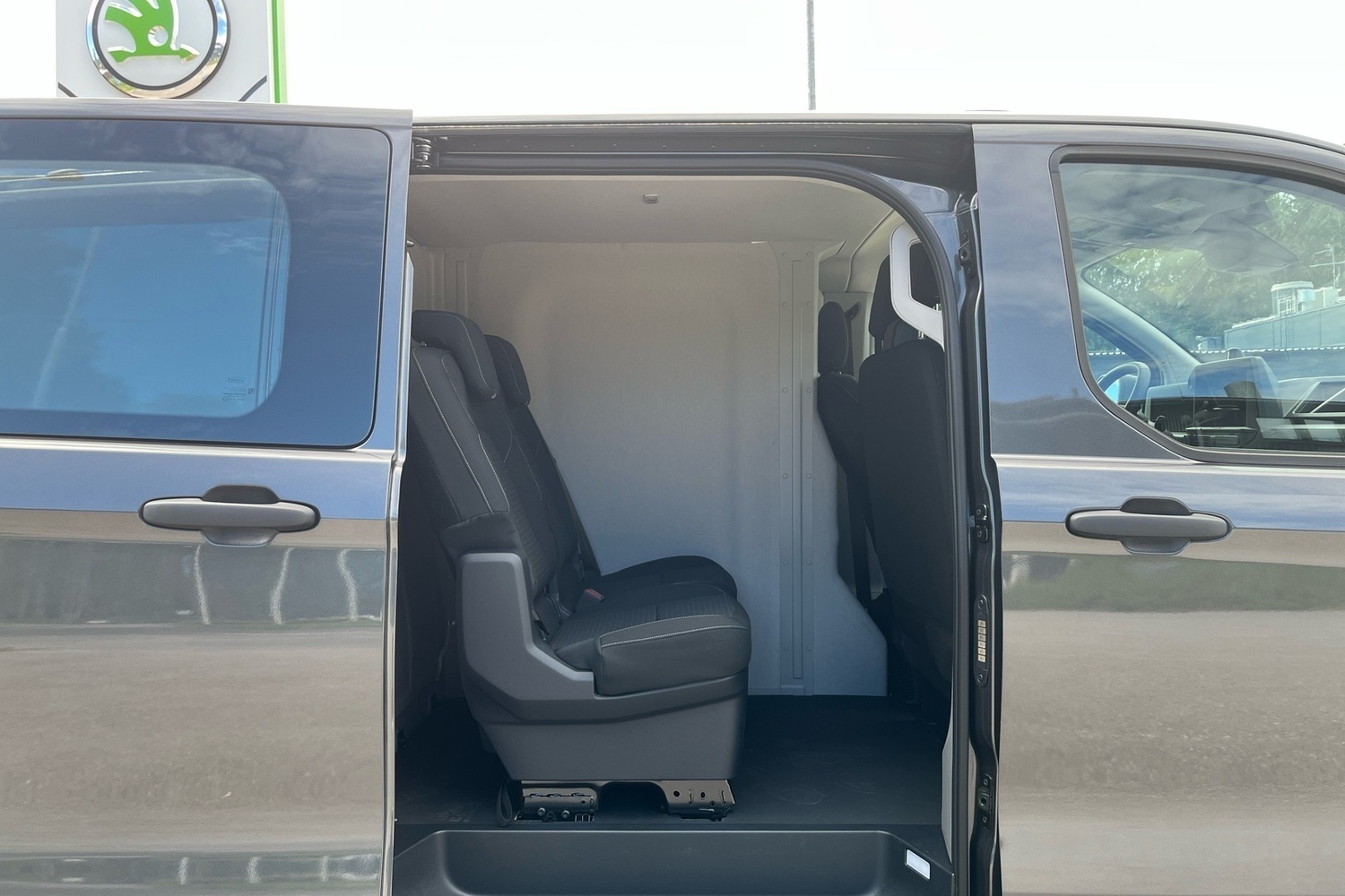 heti ajoon Ford Transit Custom