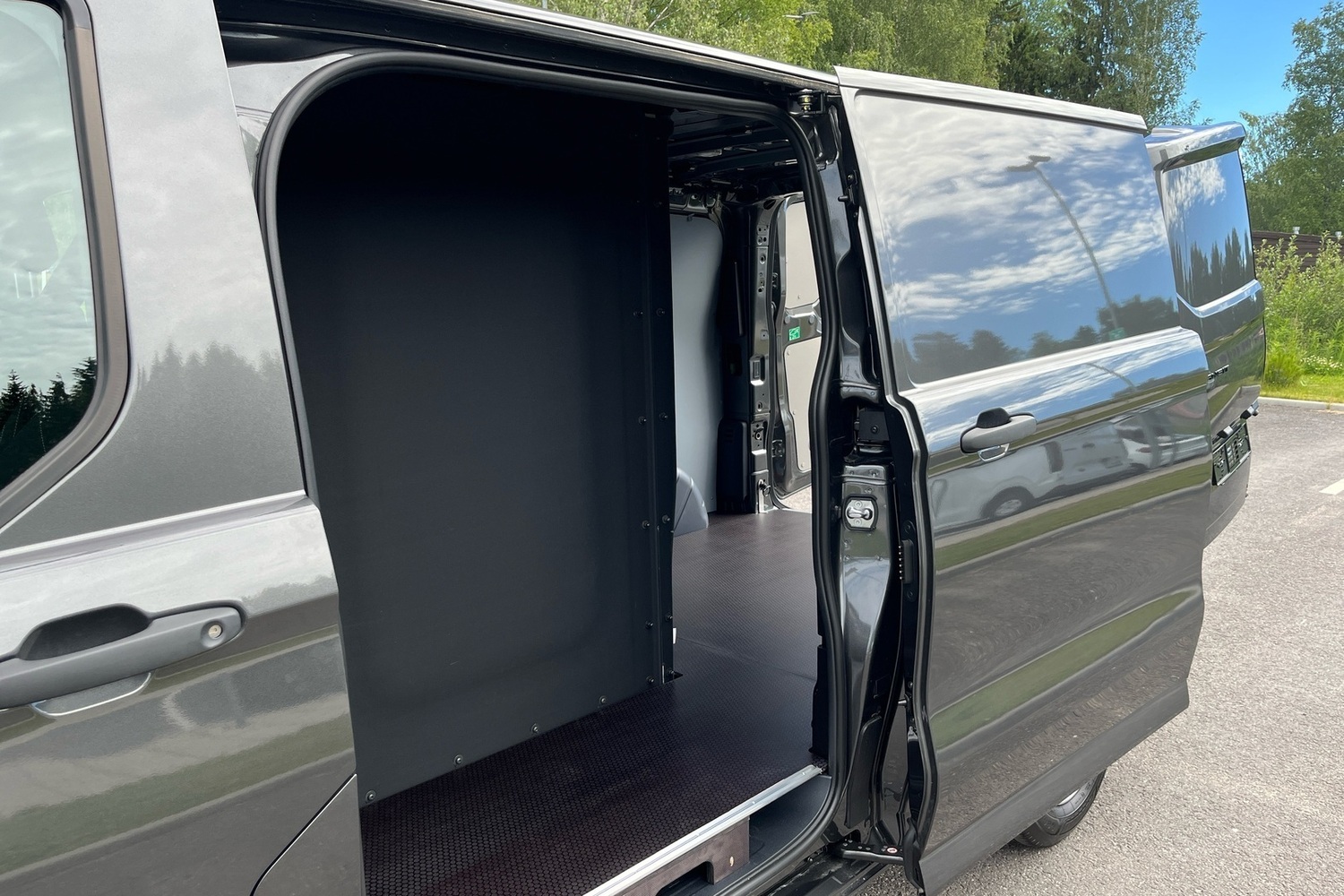 heti ajoon Ford Transit Custom