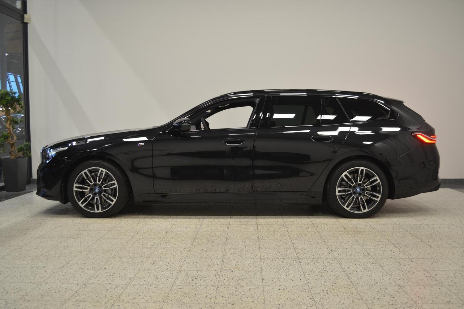 heti ajoon BMW i5