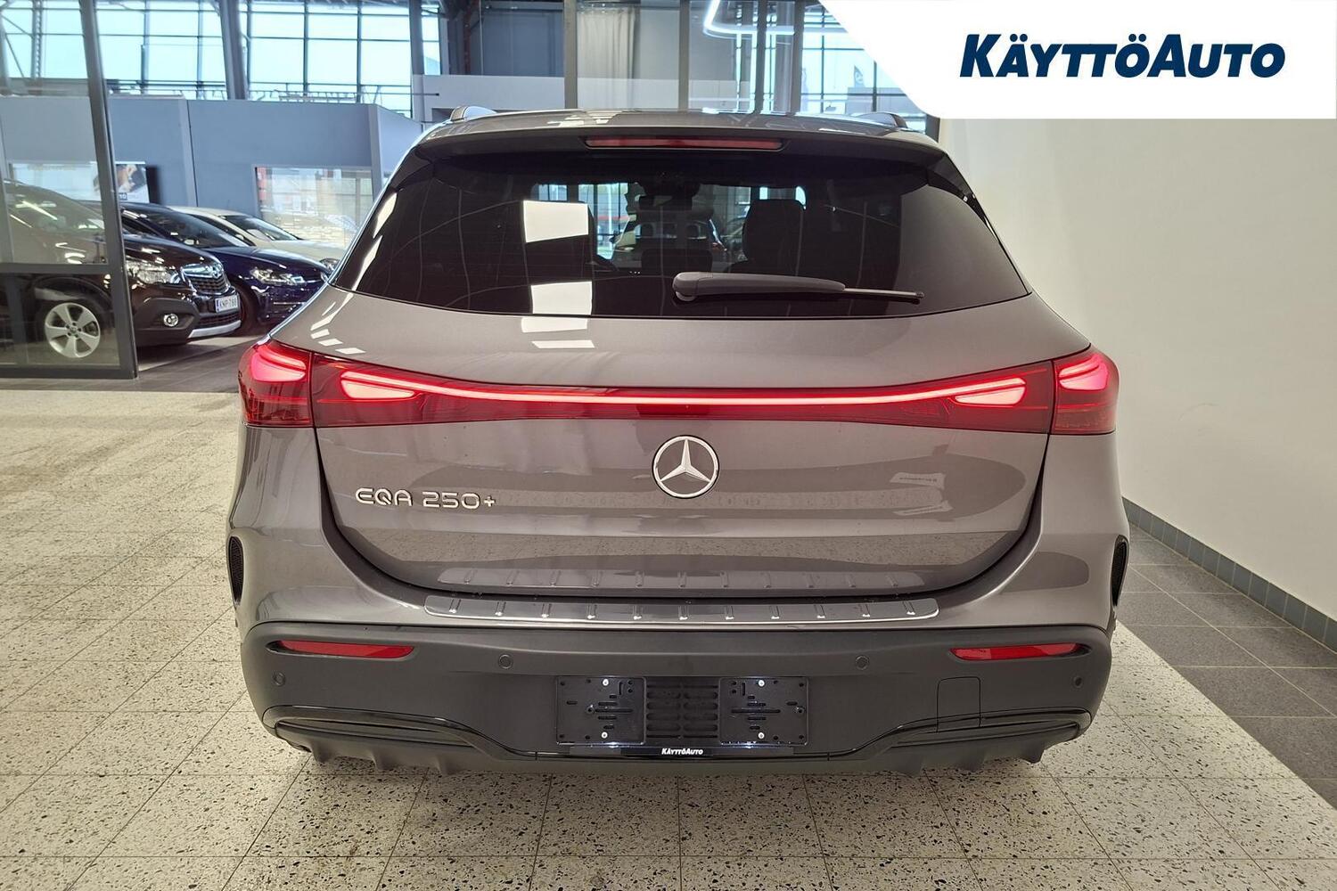 heti ajoon Mercedes-Benz EQA