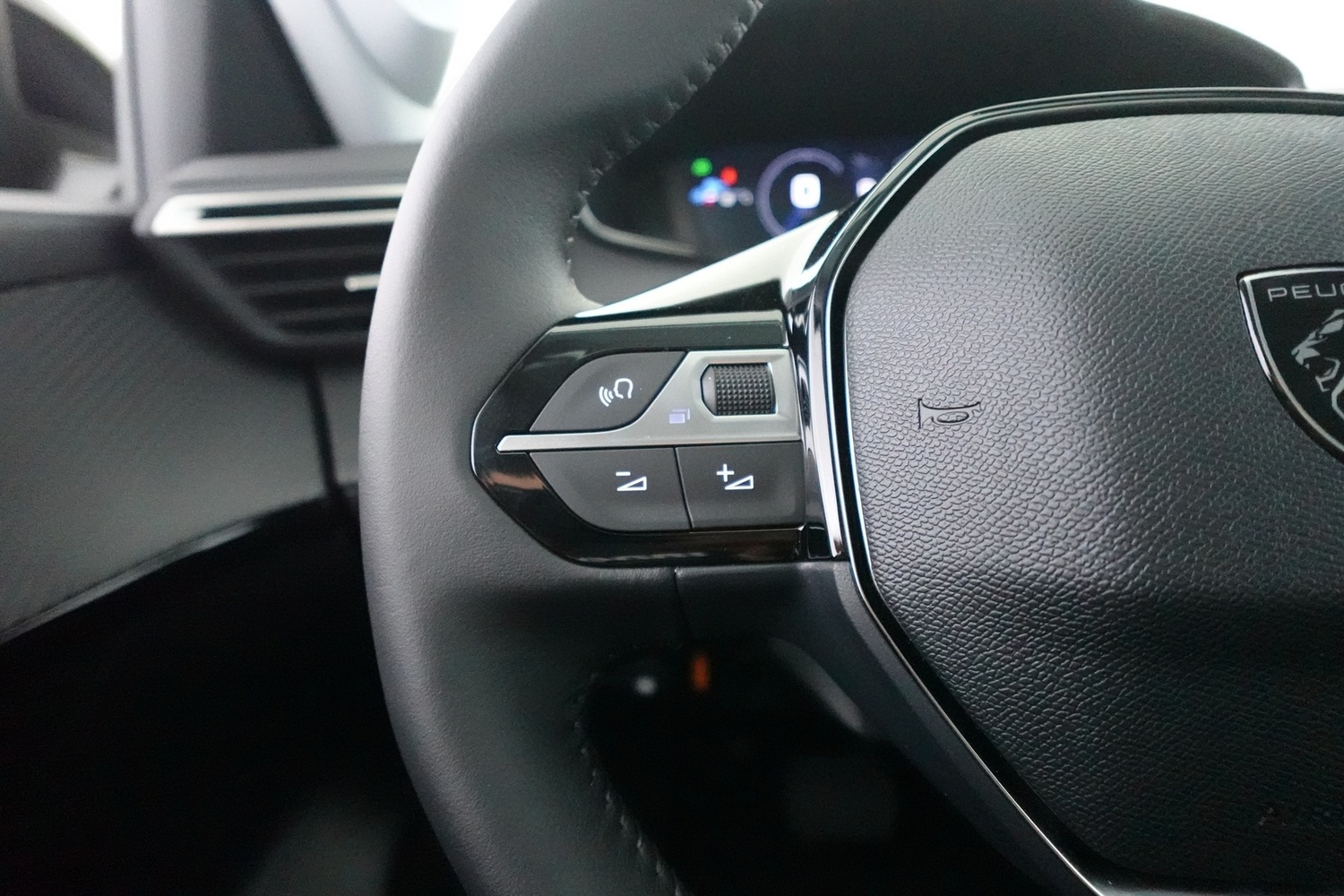 heti ajoon Peugeot 208