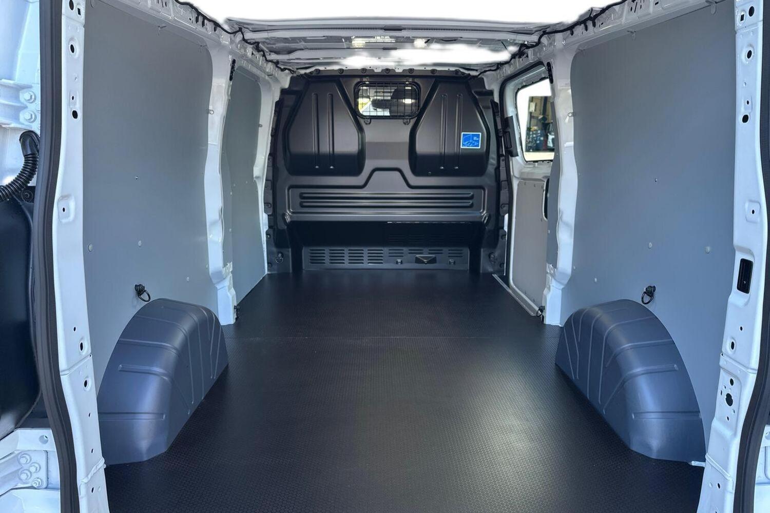 heti ajoon Ford Transit Custom