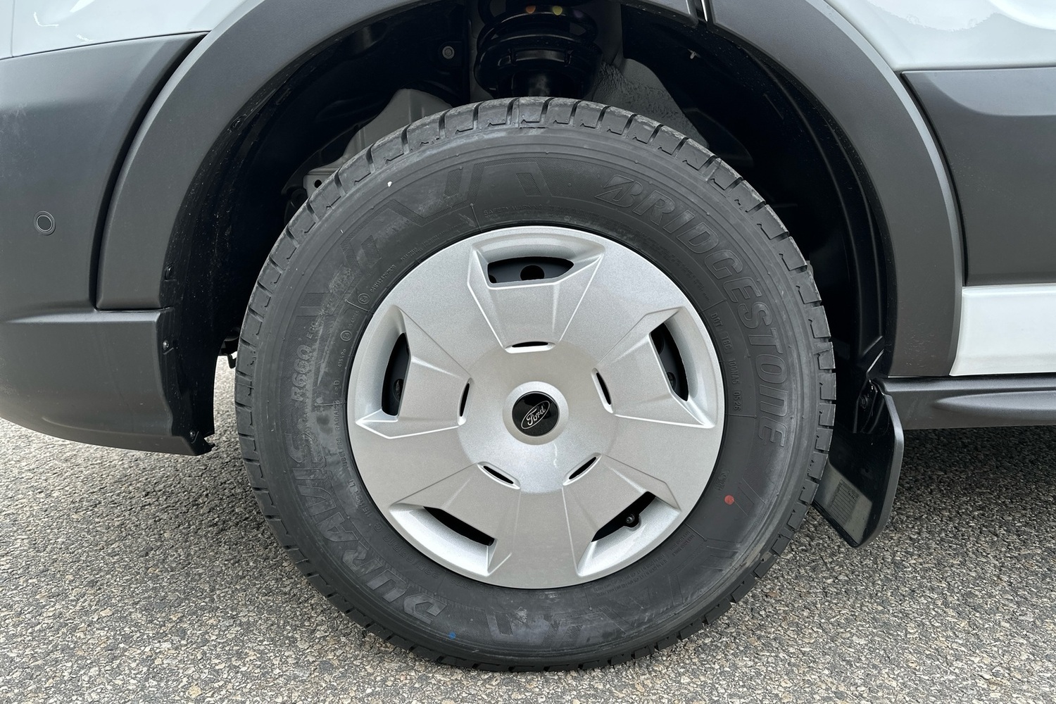 heti ajoon Ford Transit