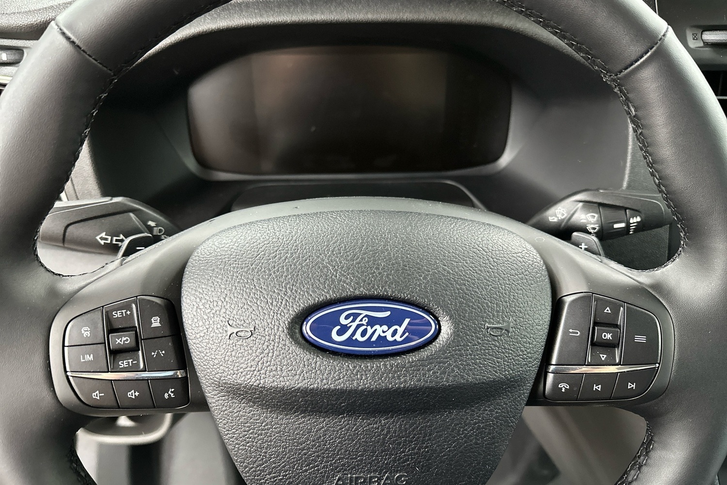 heti ajoon Ford Transit