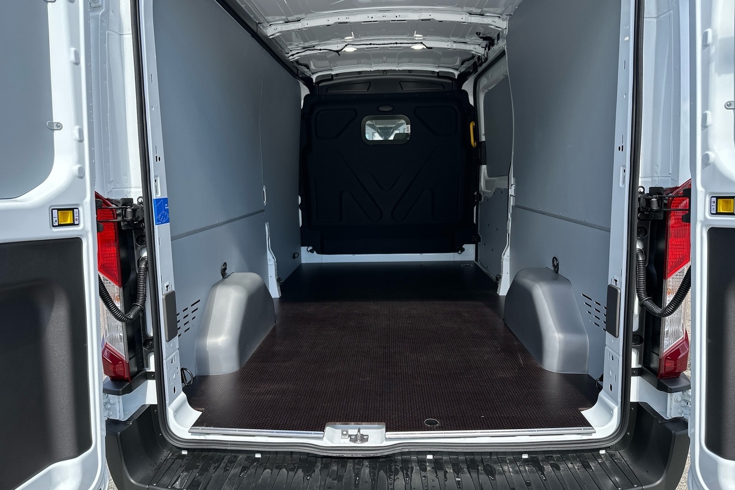 heti ajoon Ford Transit