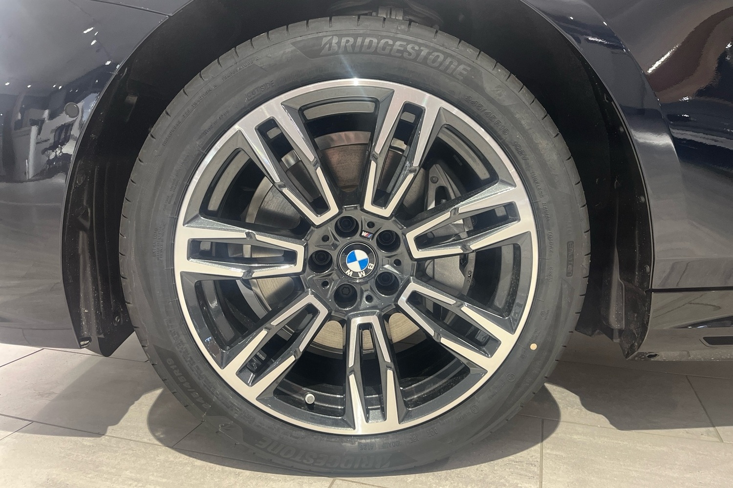 heti ajoon BMW i5