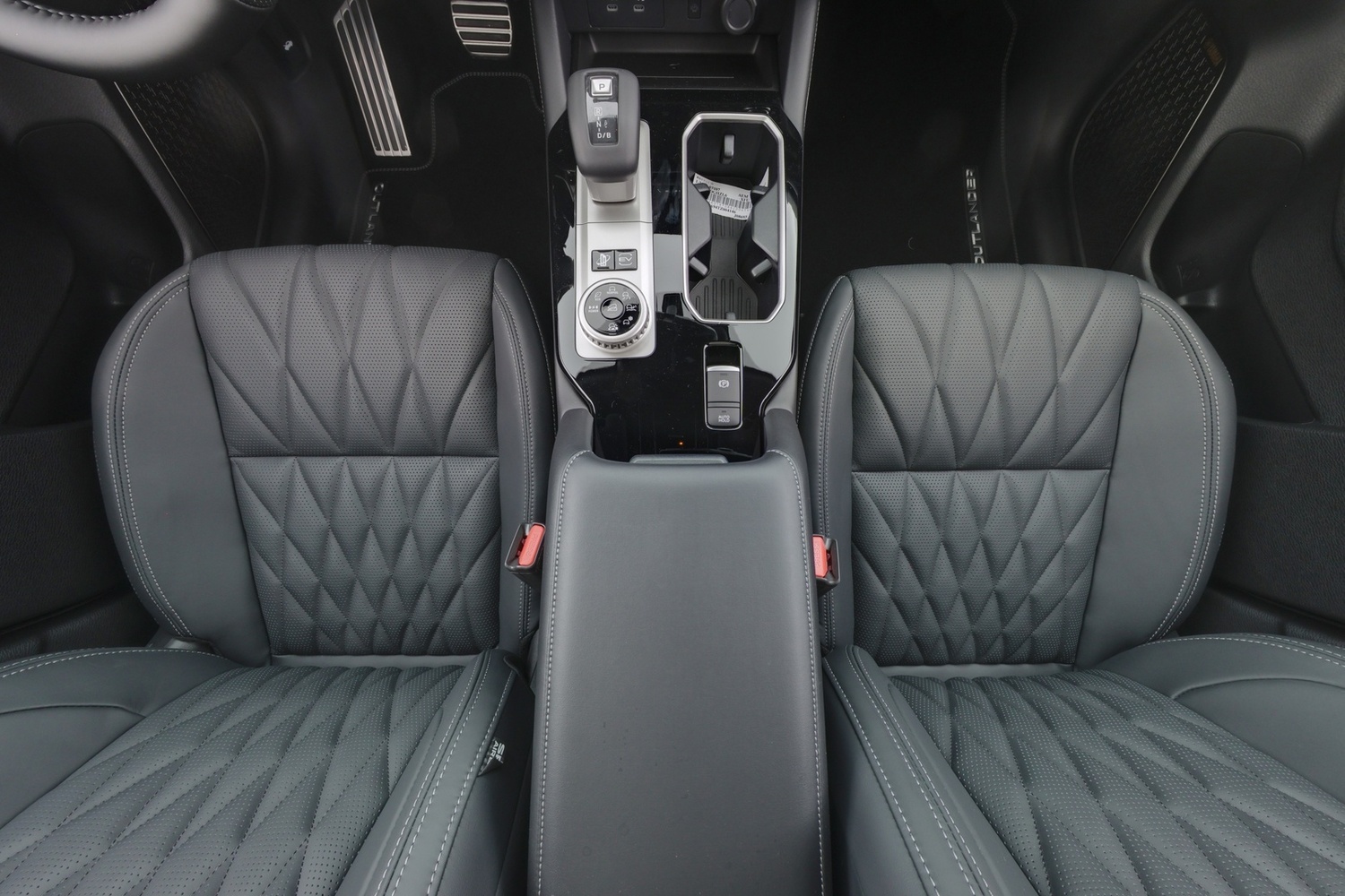 heti ajoon Mitsubishi Outlander