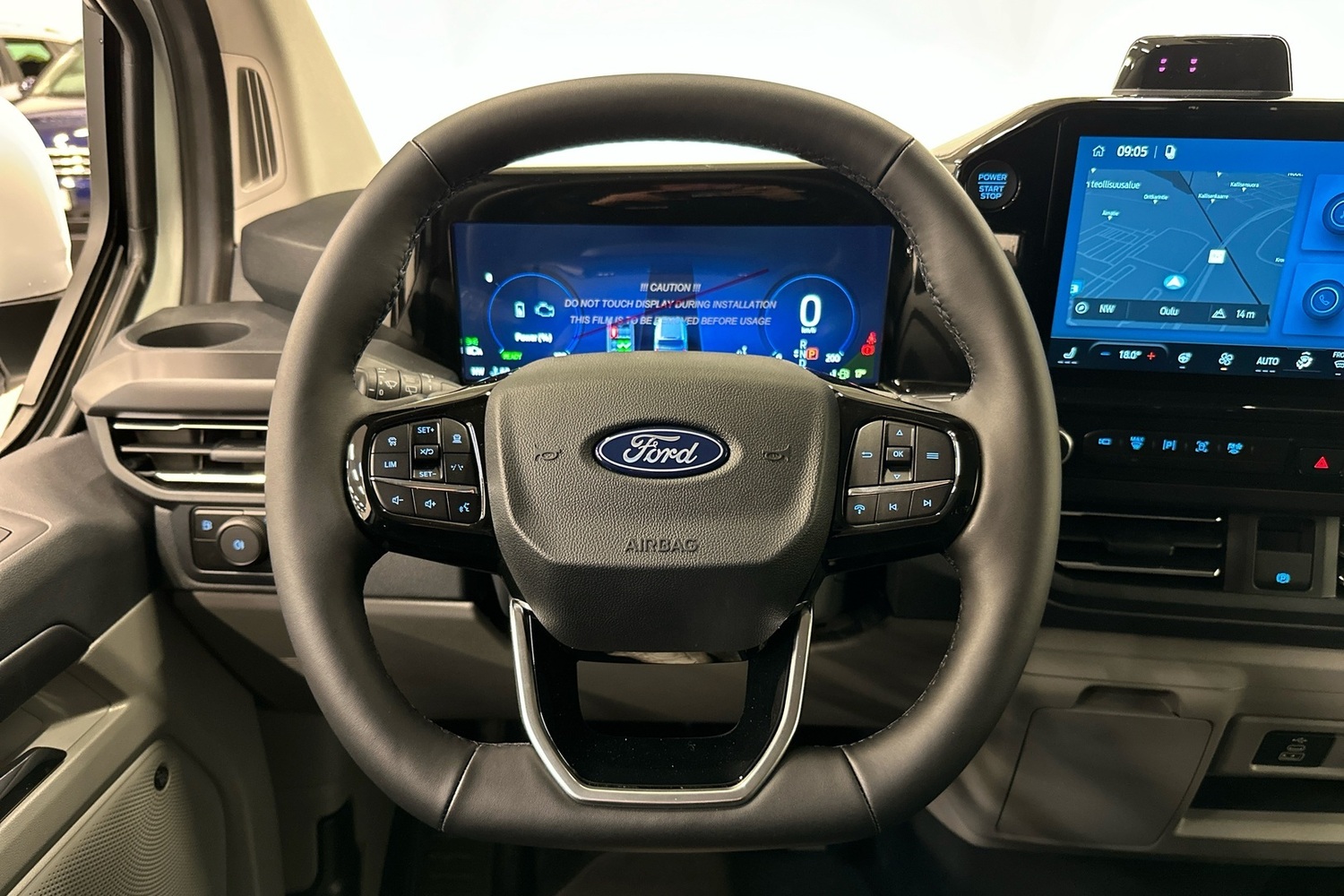 heti ajoon Ford Tourneo Custom