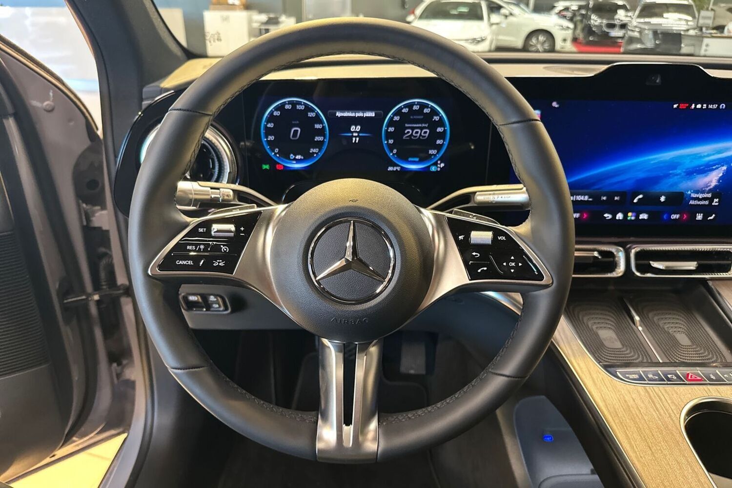 heti ajoon Mercedes-Benz GLC