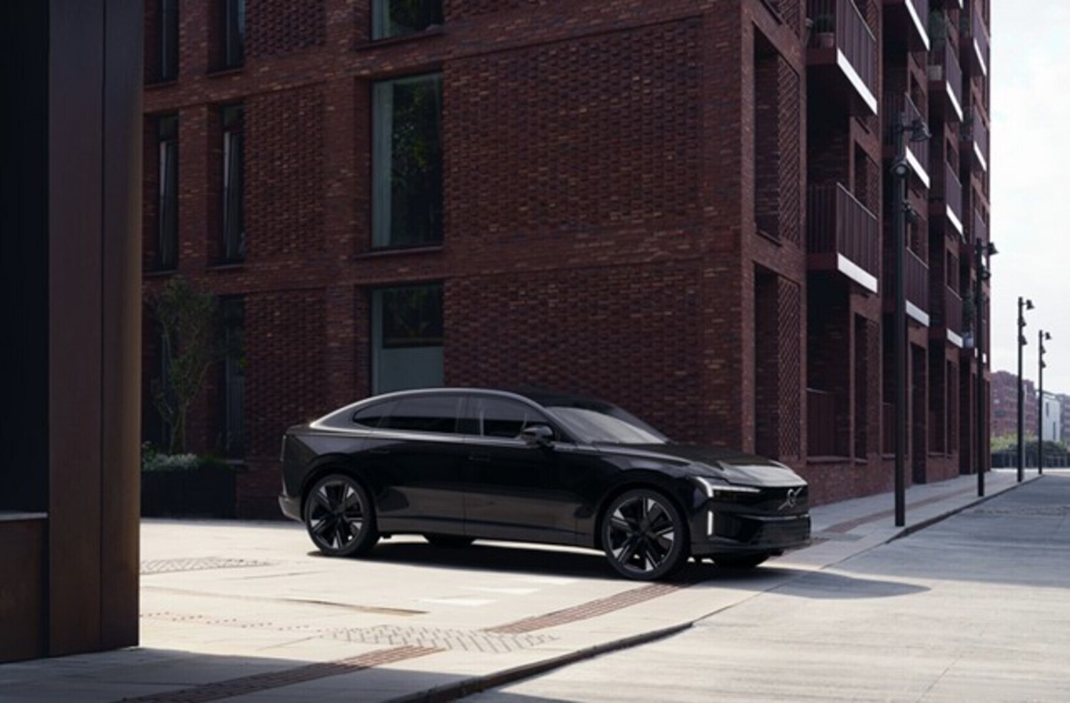 heti ajoon Volvo ES90