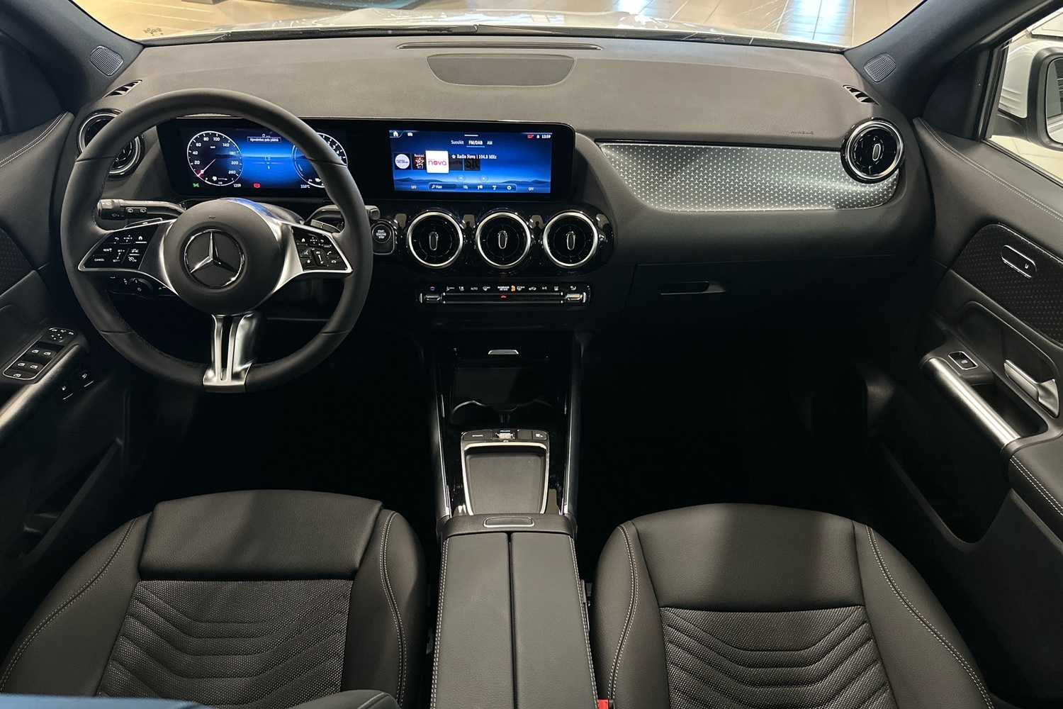 heti ajoon Mercedes-Benz GLA