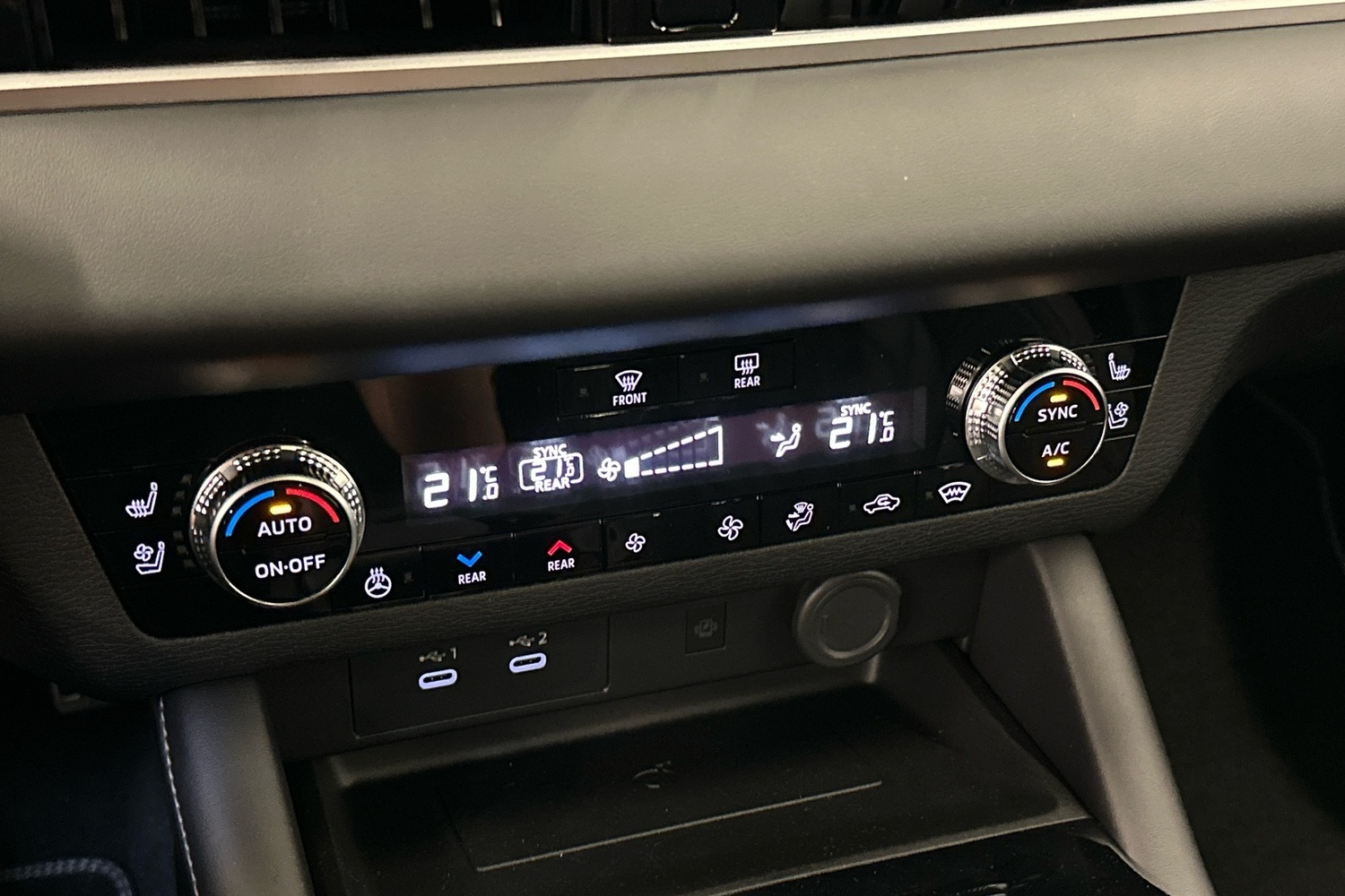 heti ajoon Mitsubishi Outlander